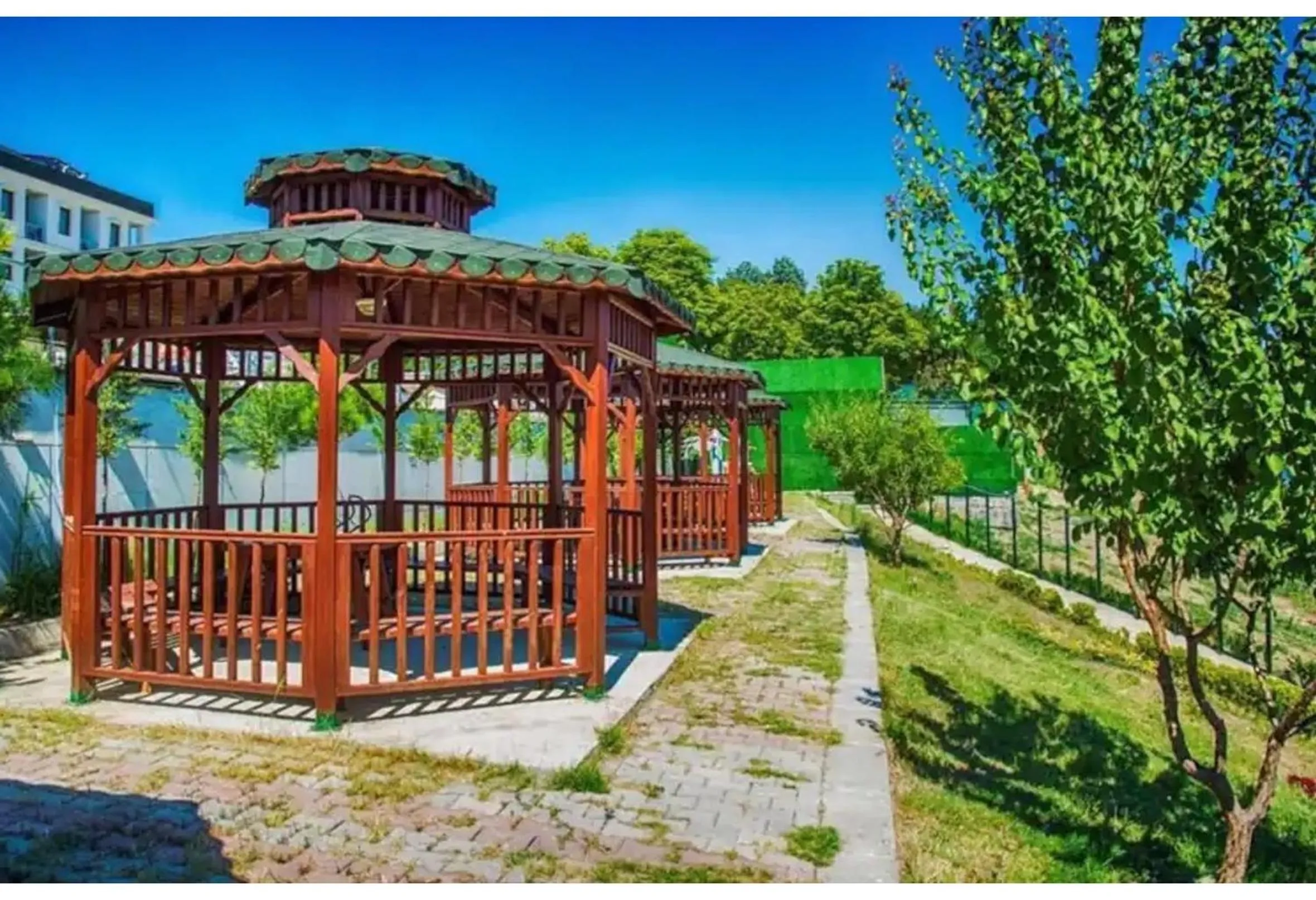 Garden in Westport Istanbul Resort & Spa Hotel