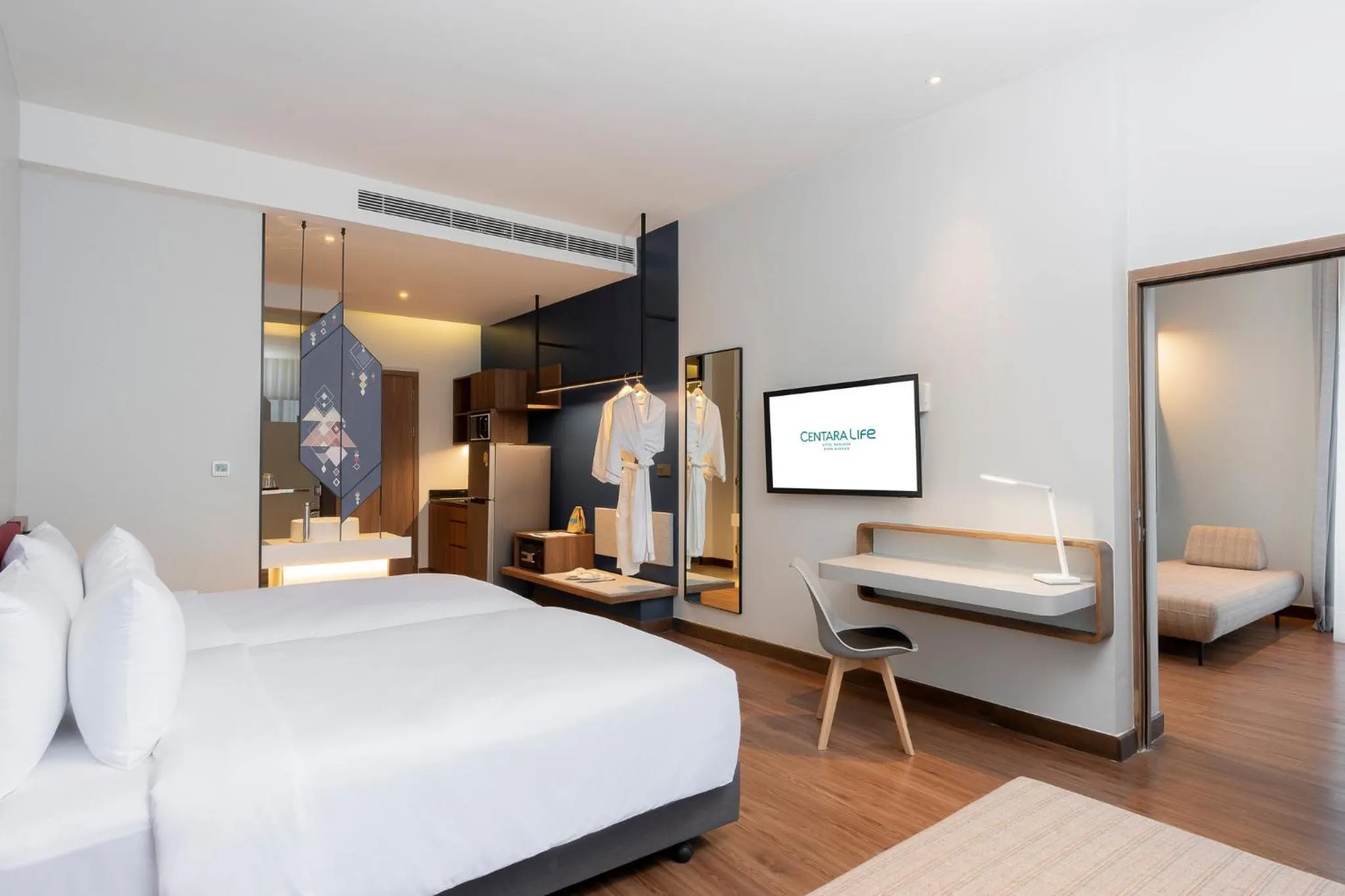 Photo of the whole room, Bed in Centara Life Hotel Bangkok Phra Nakhon