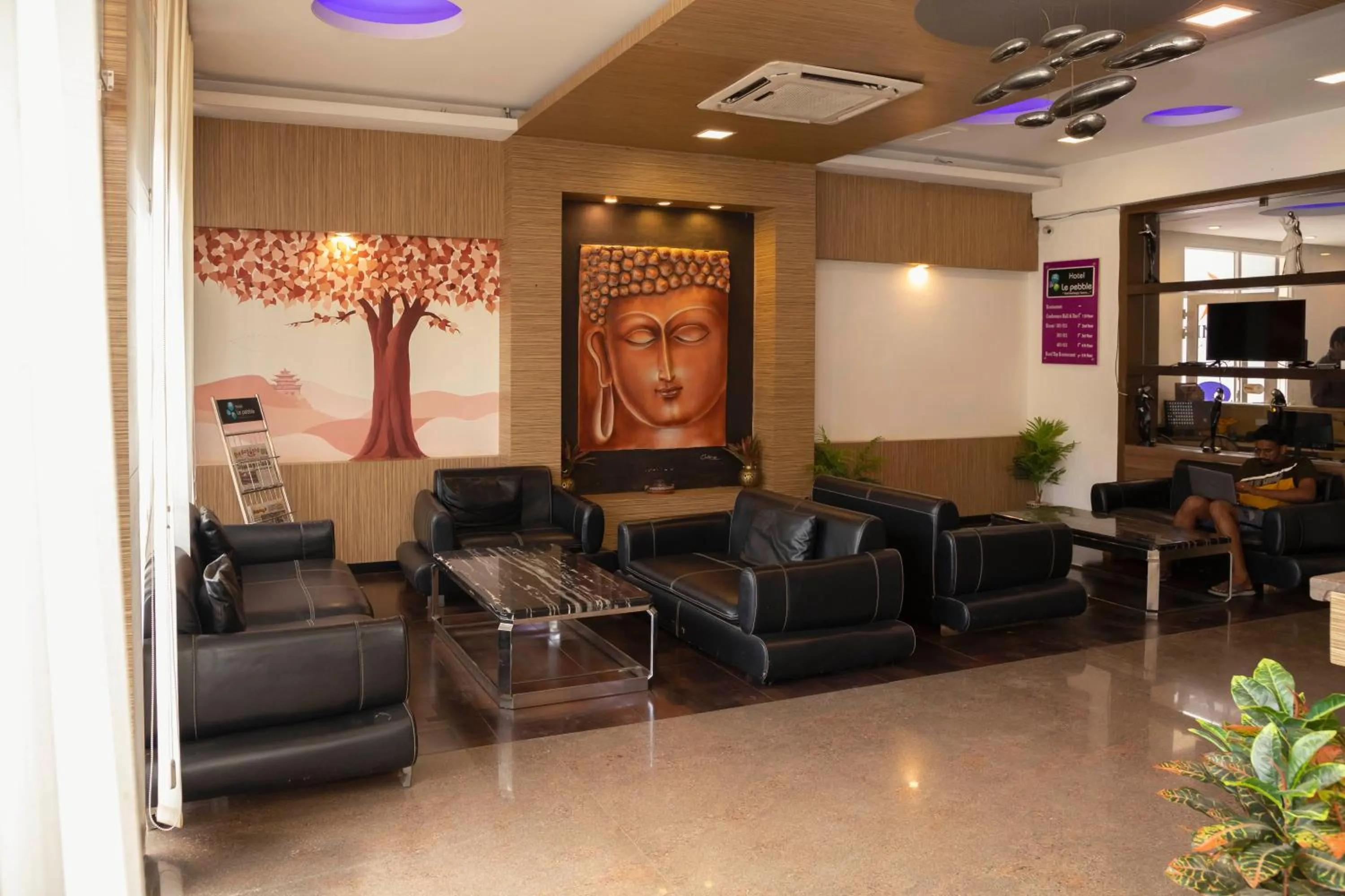 Lobby or reception in THE PEBBLE Boutique Hotel