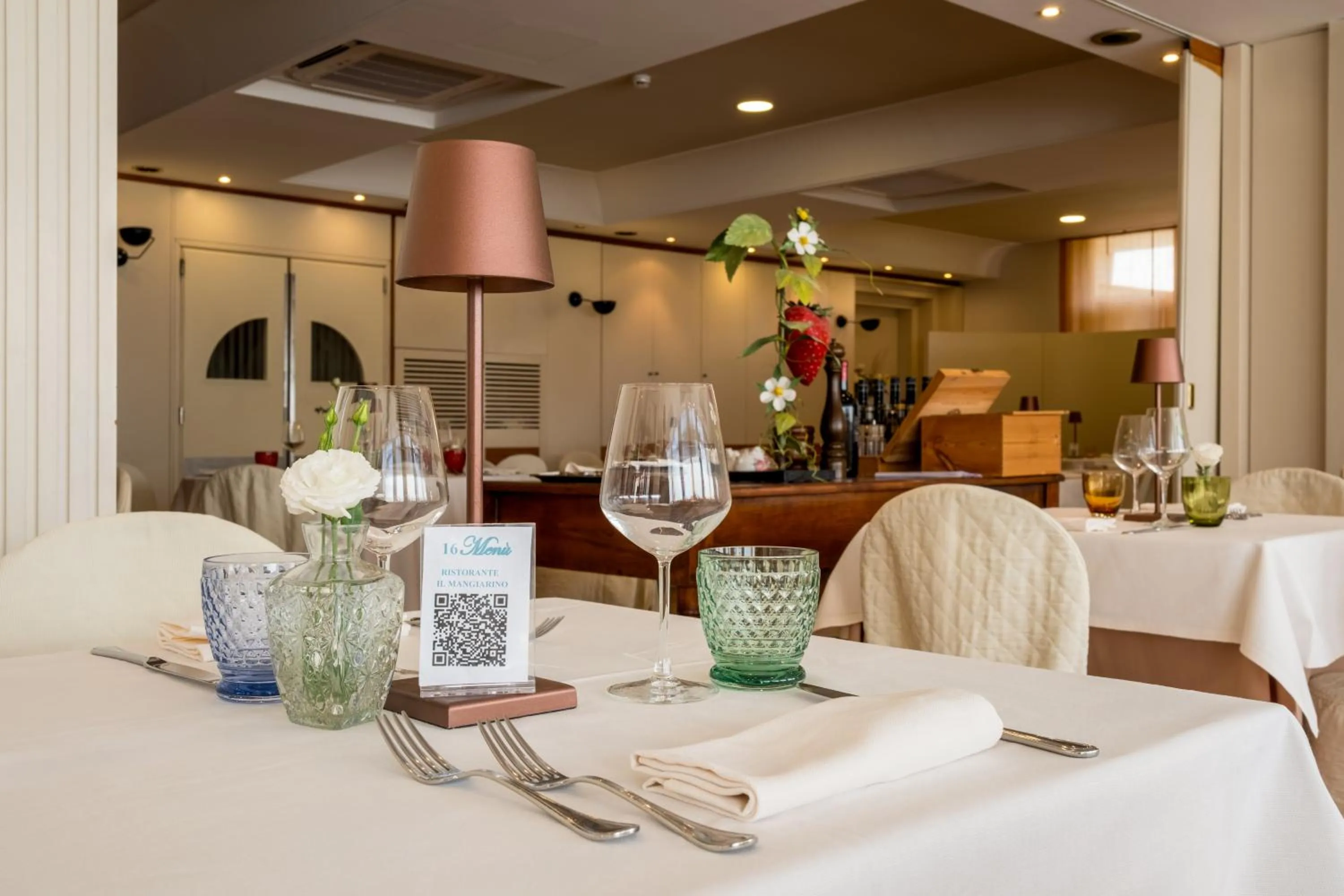 Restaurant/places to eat in Hotel Umbria