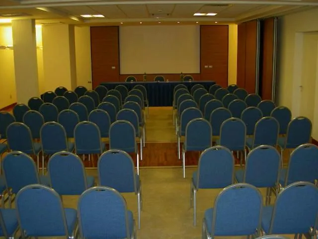 Restaurant/places to eat in Hotel Umbria