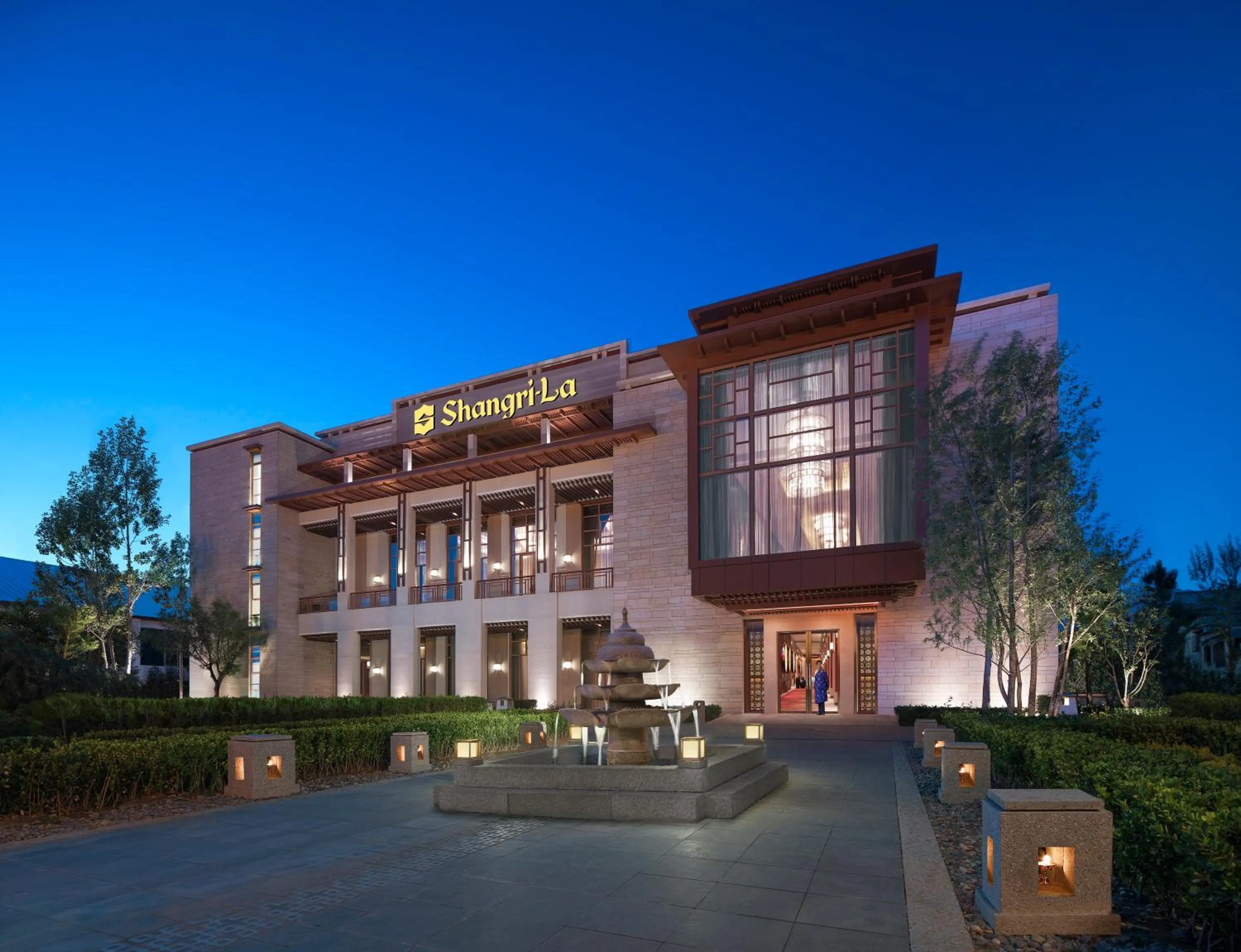 Area and facilities in Shangri-La Lhasa