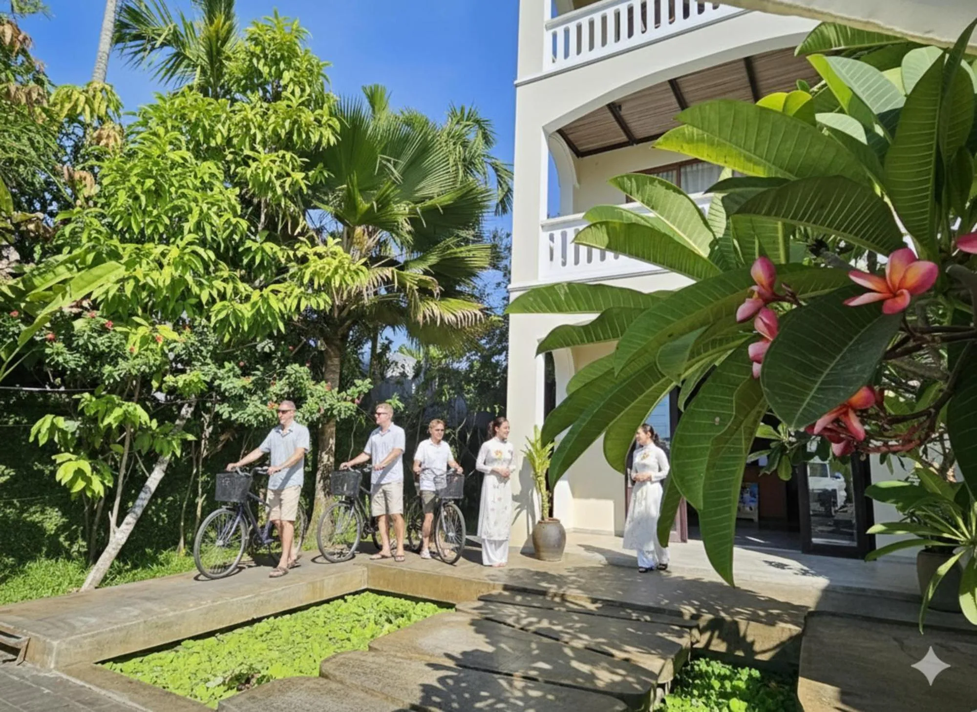 group of guests in Én Retreat Hoi An