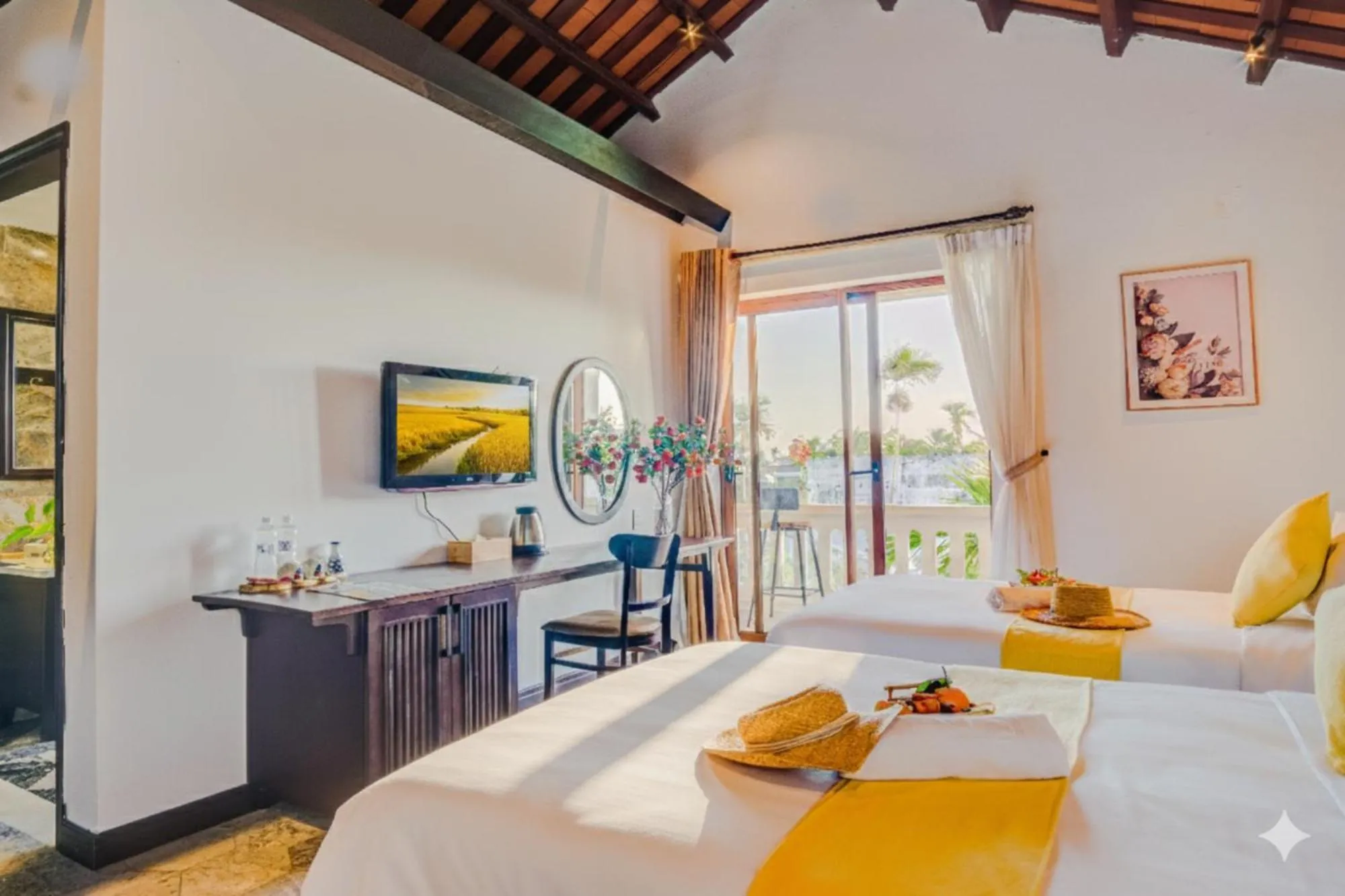 Photo of the whole room, Bed in Én Retreat Hoi An