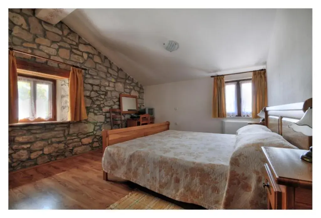 Double Room - single occupancy in Villa Calussovo Double Room - single occupancy in Villa Calussovo