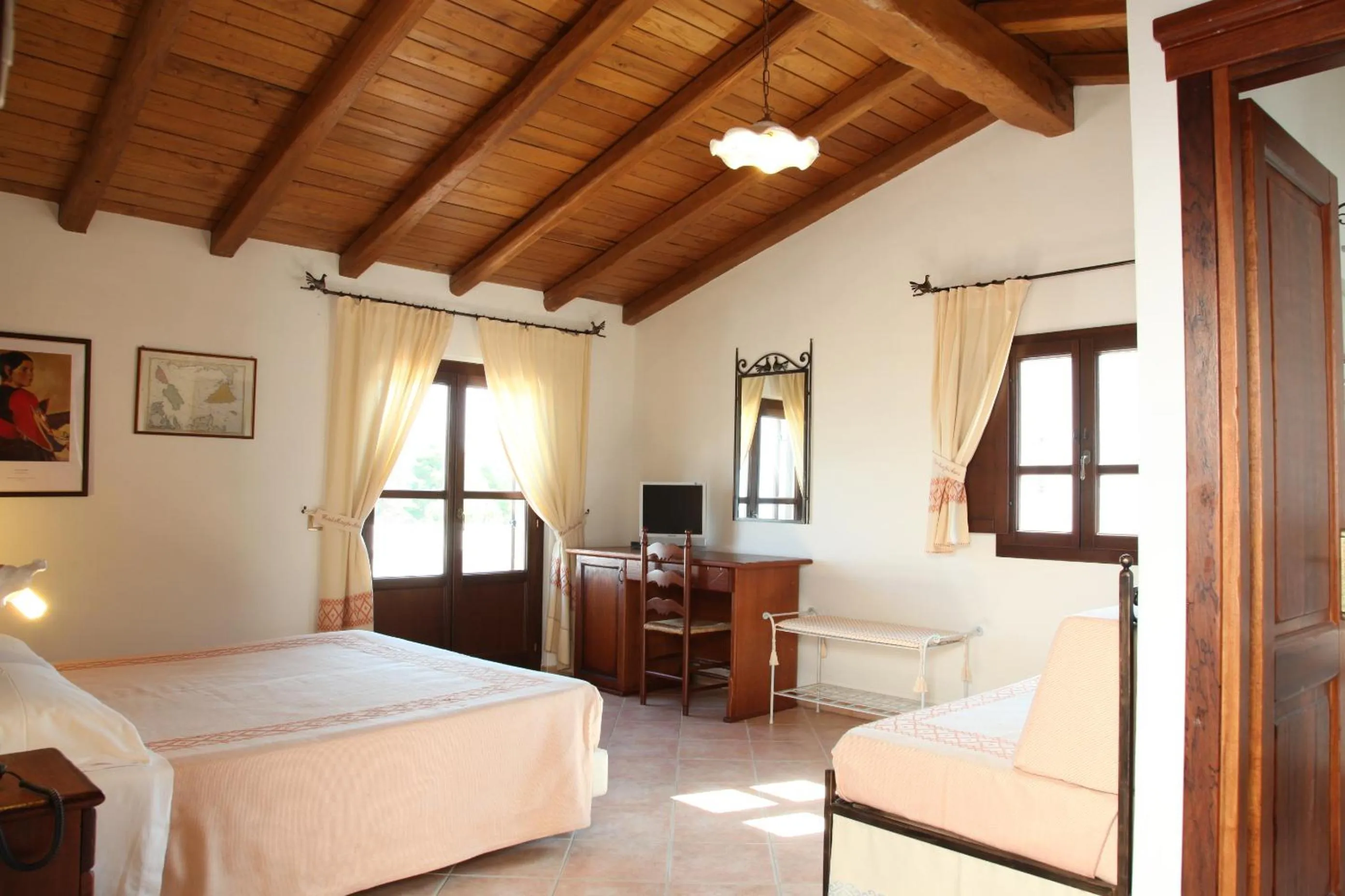 Photo of the whole room, Bed in Hotel Resort Nuraghe Arvu