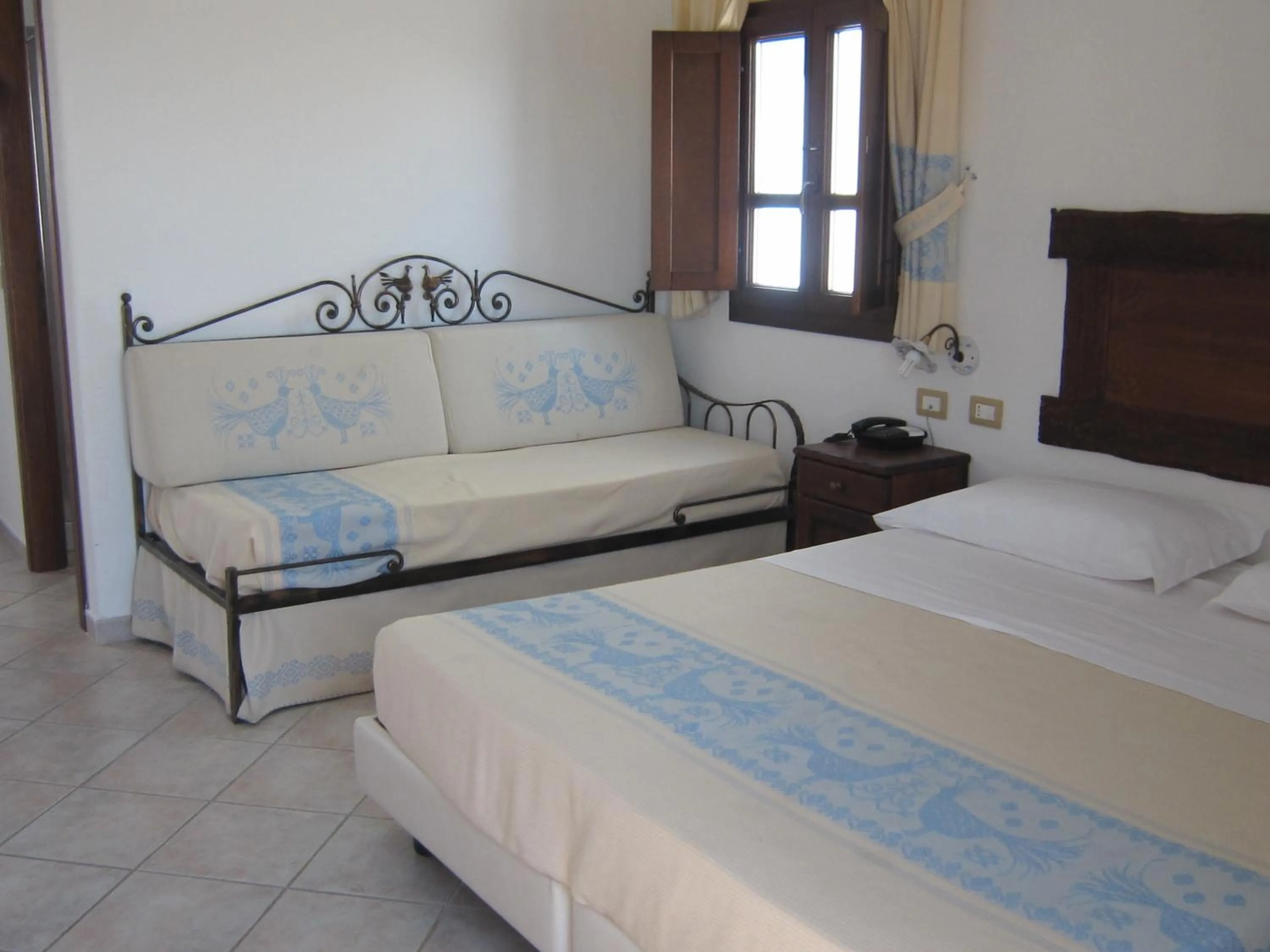 Photo of the whole room, Bed in Hotel Resort Nuraghe Arvu