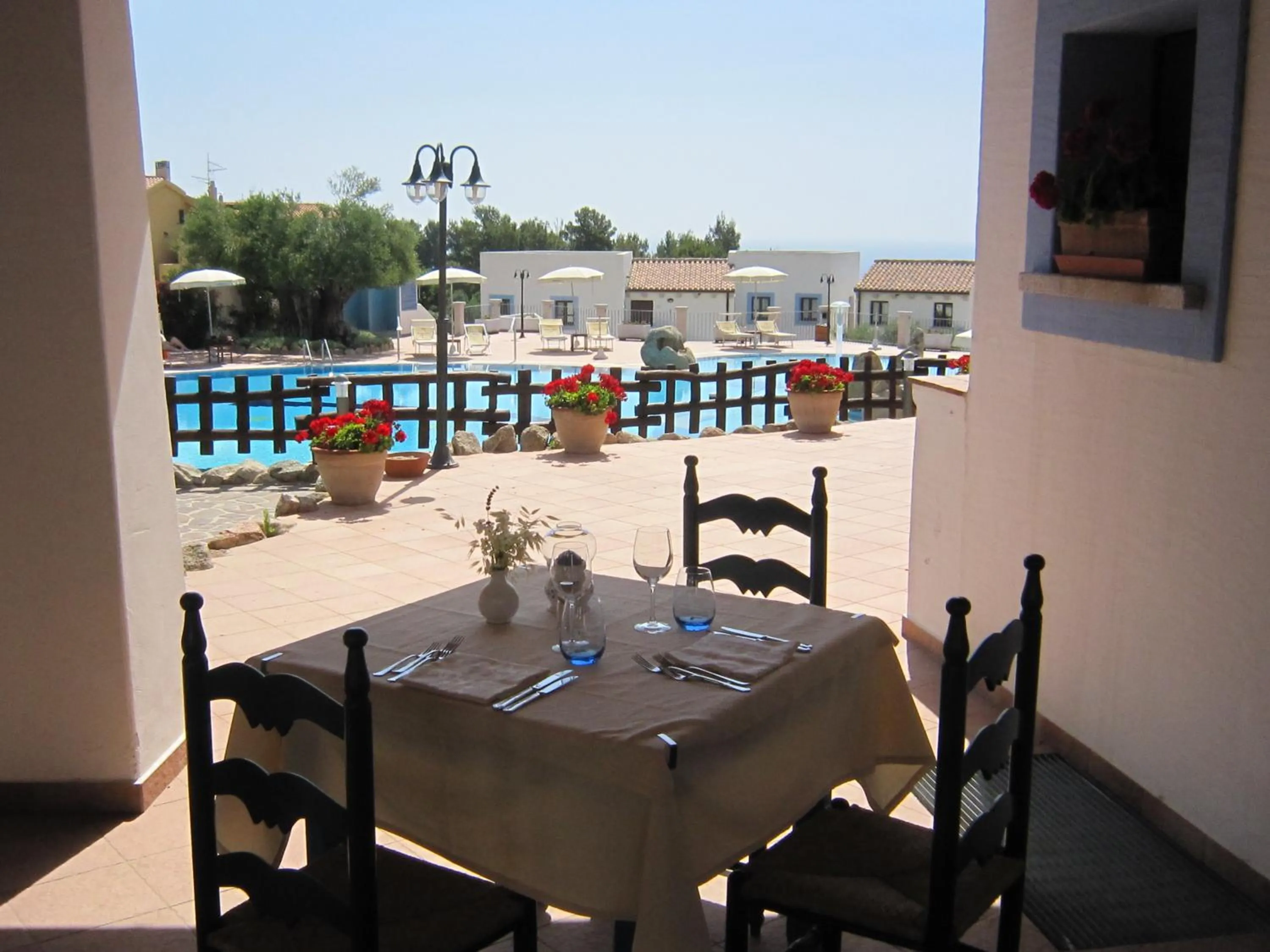 Restaurant/places to eat in Hotel Resort Nuraghe Arvu