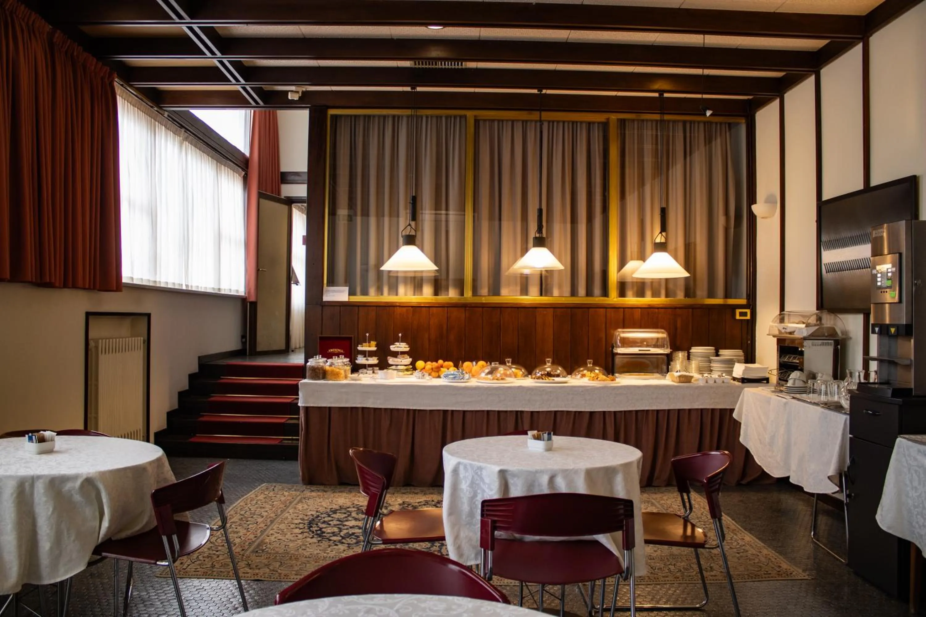 Hotel Napoleon - City & Station