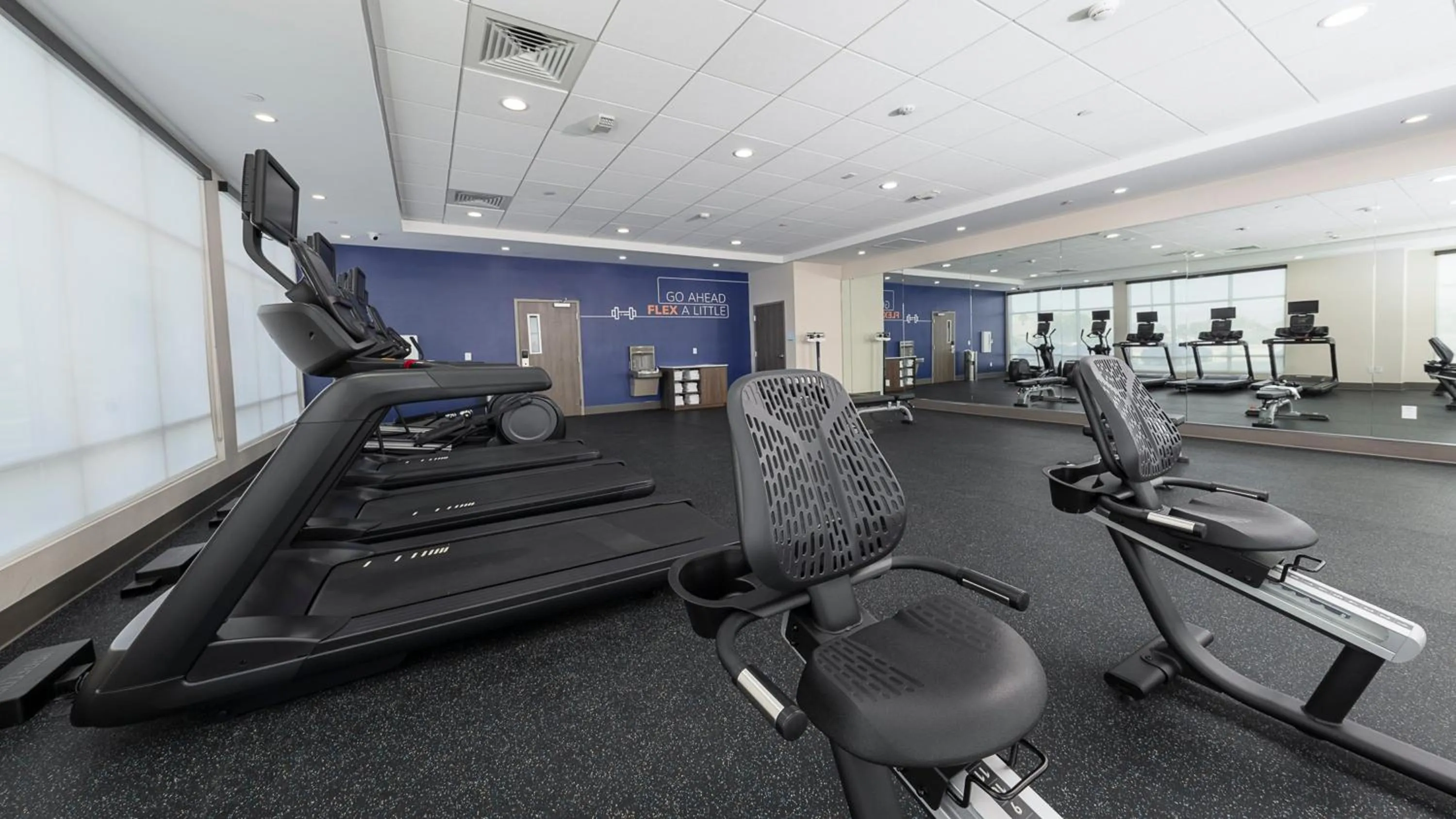 Fitness centre/facilities in Holiday Inn Express & Suites Ridgecrest - China Lake by IHG