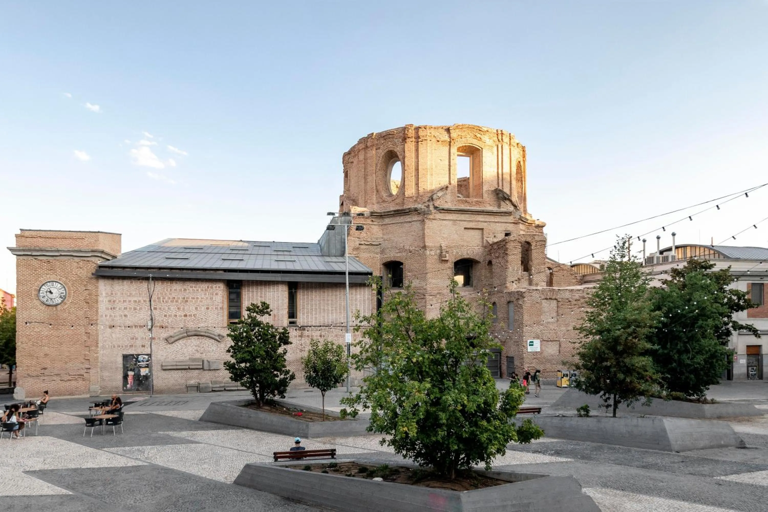 Neighbourhood in Bob W Arte