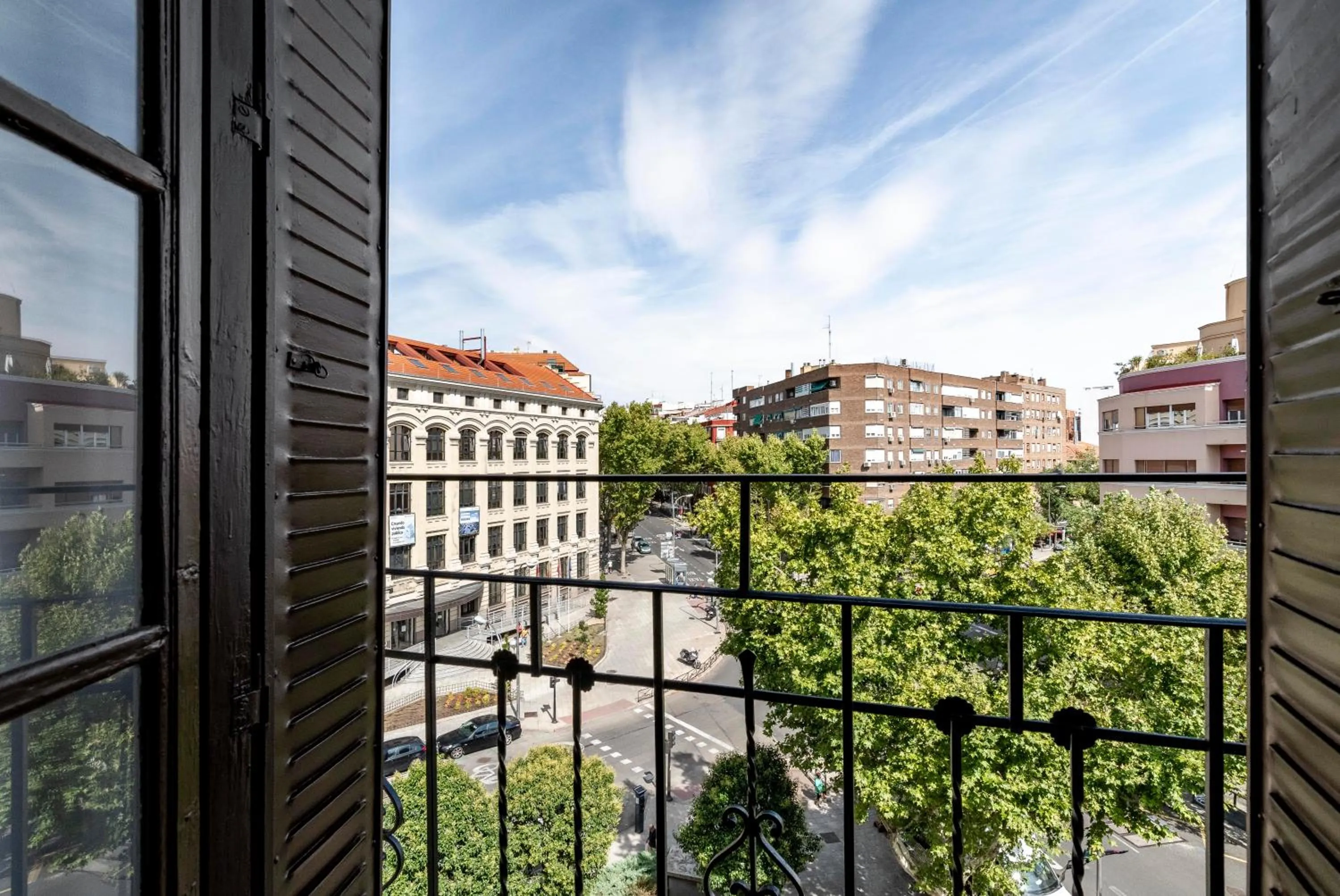 City view in Bob W Arte