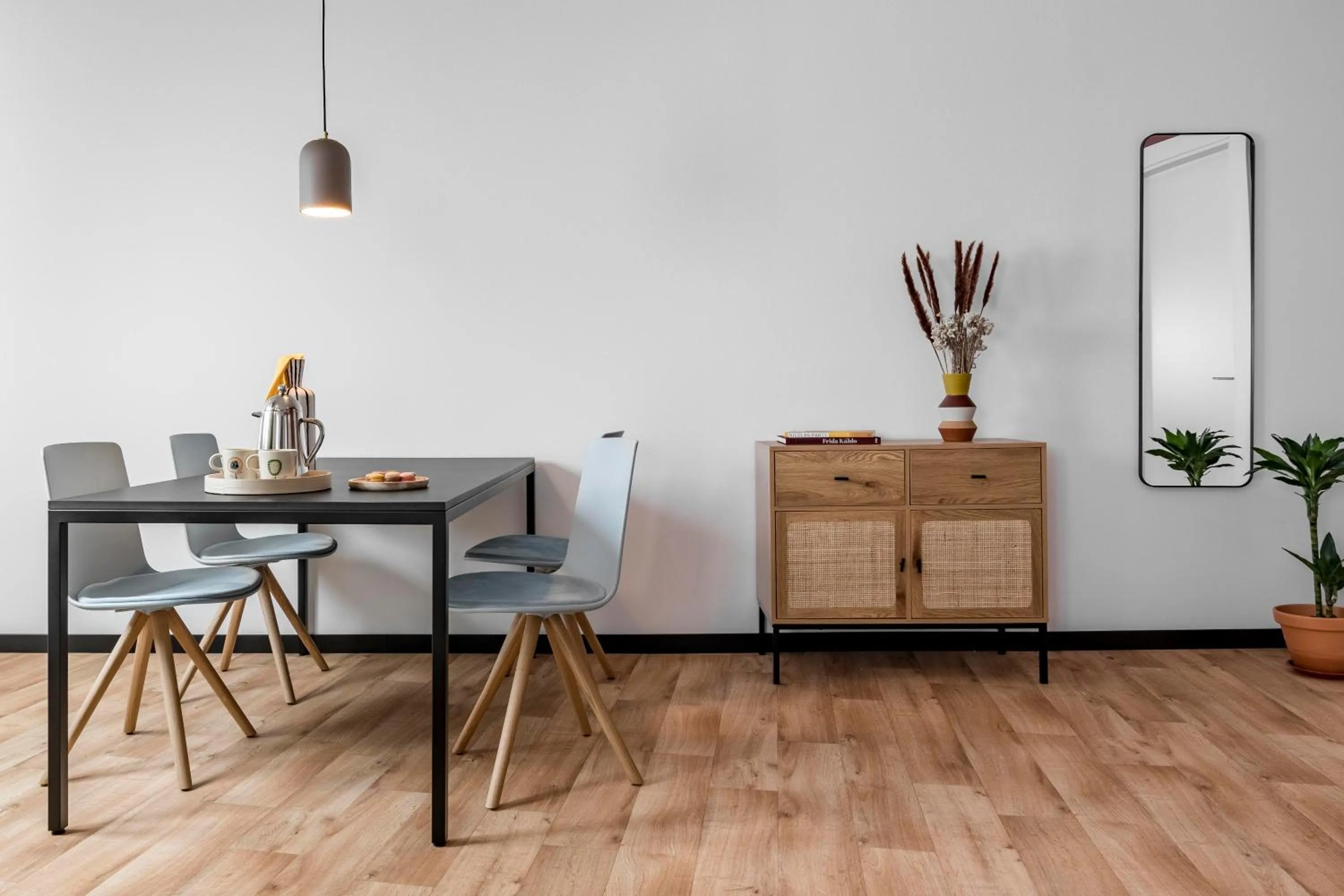 Two-Bedroom Apartment in Bob W Arte