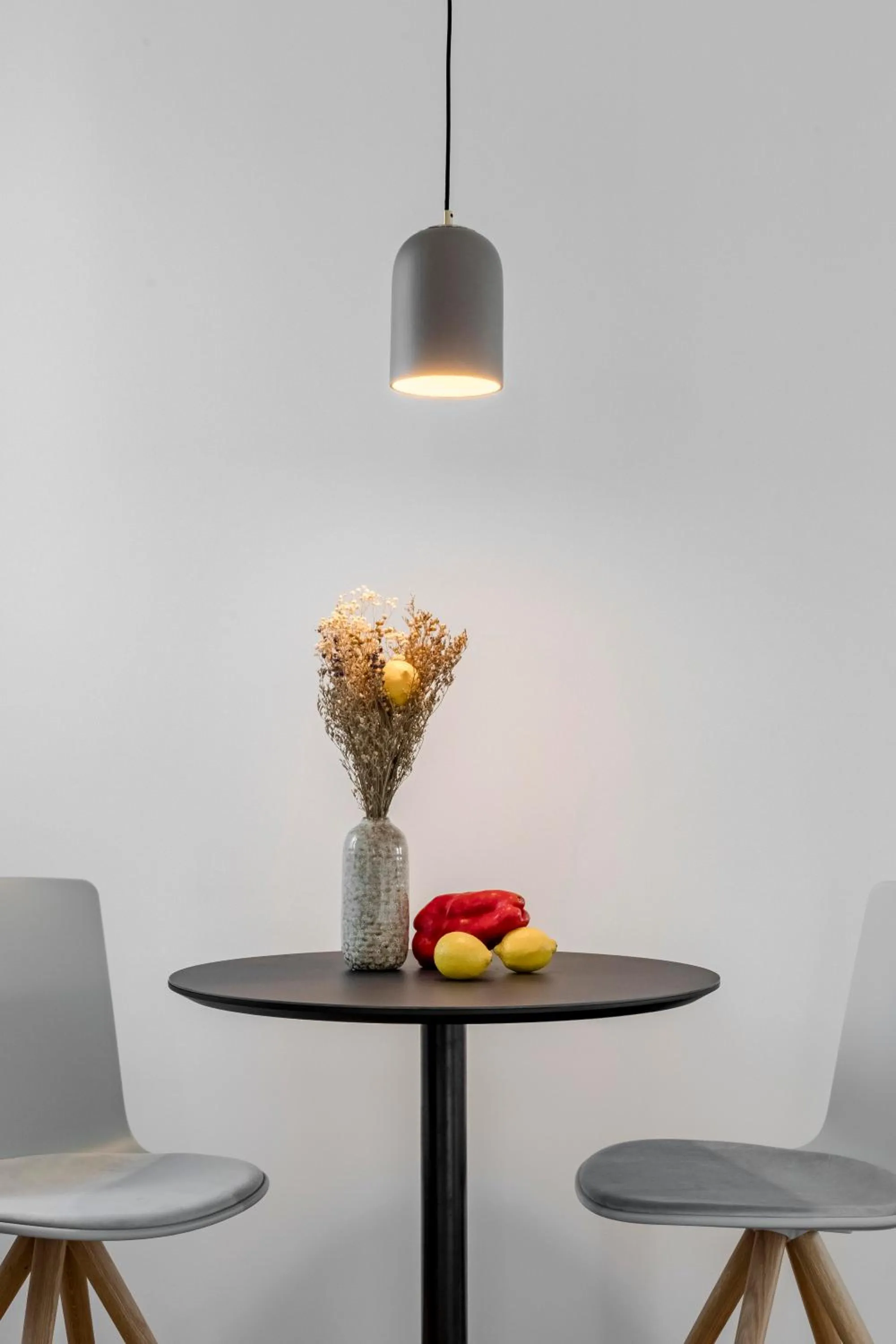 Dining area in Bob W Arte