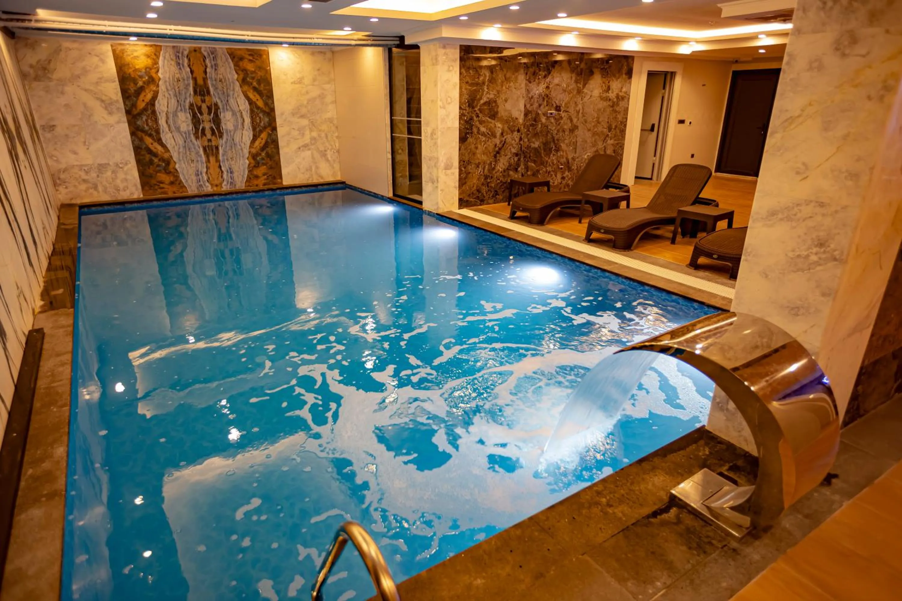 Pool view in Hamitbey Hotel Yenikapı