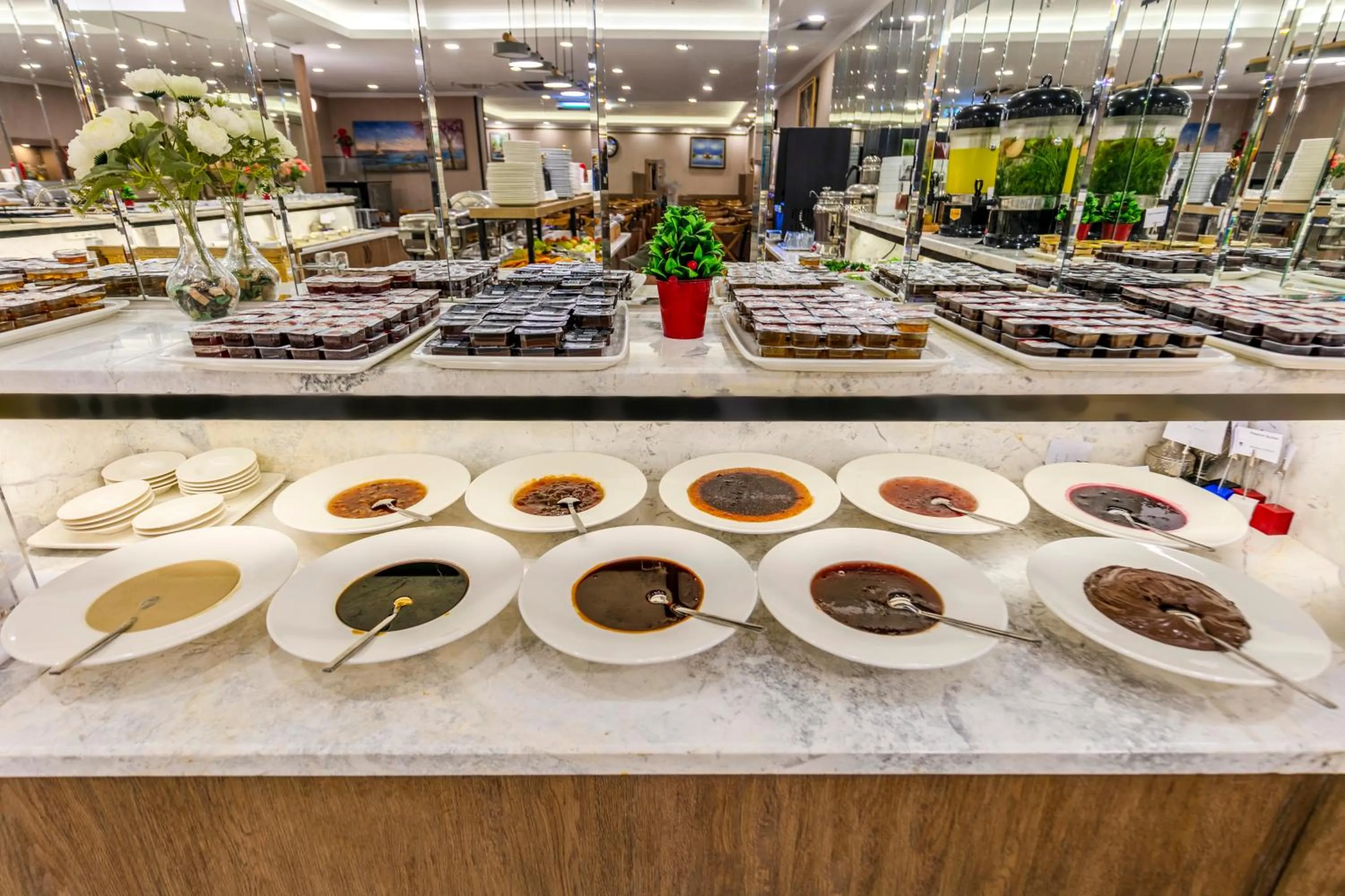 Buffet breakfast in Hamitbey Hotel Yenikapı