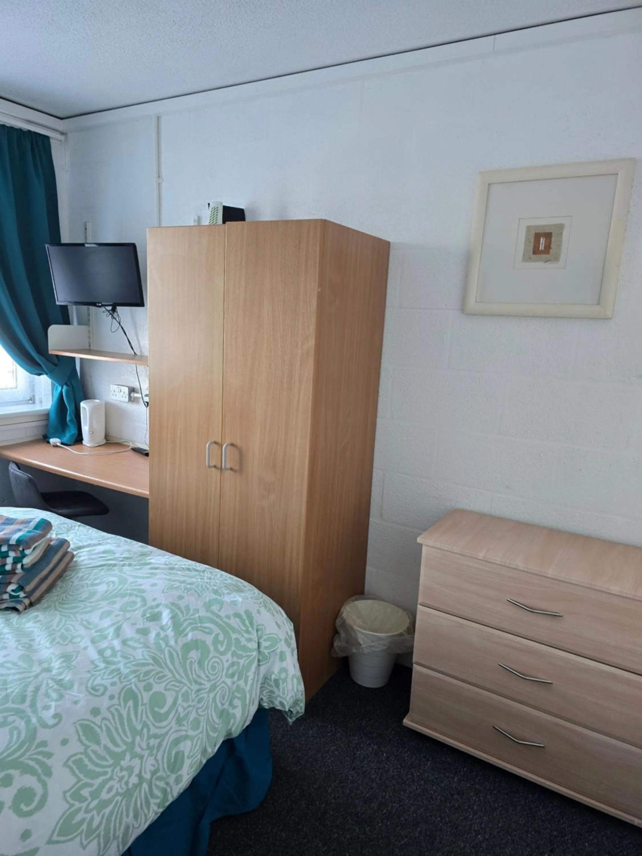 Bed in The Waterfront