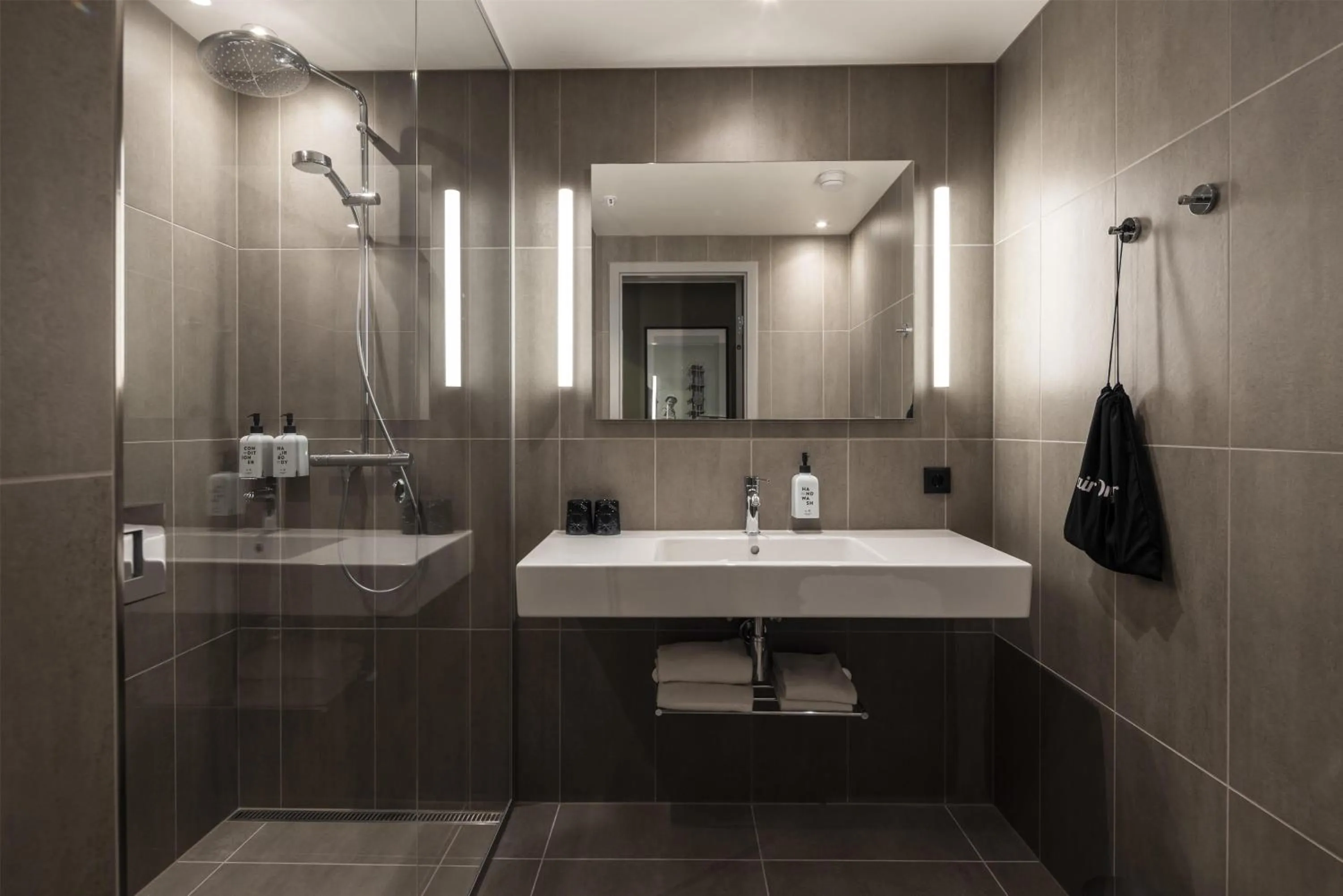 Bathroom in Scandic The Mayor