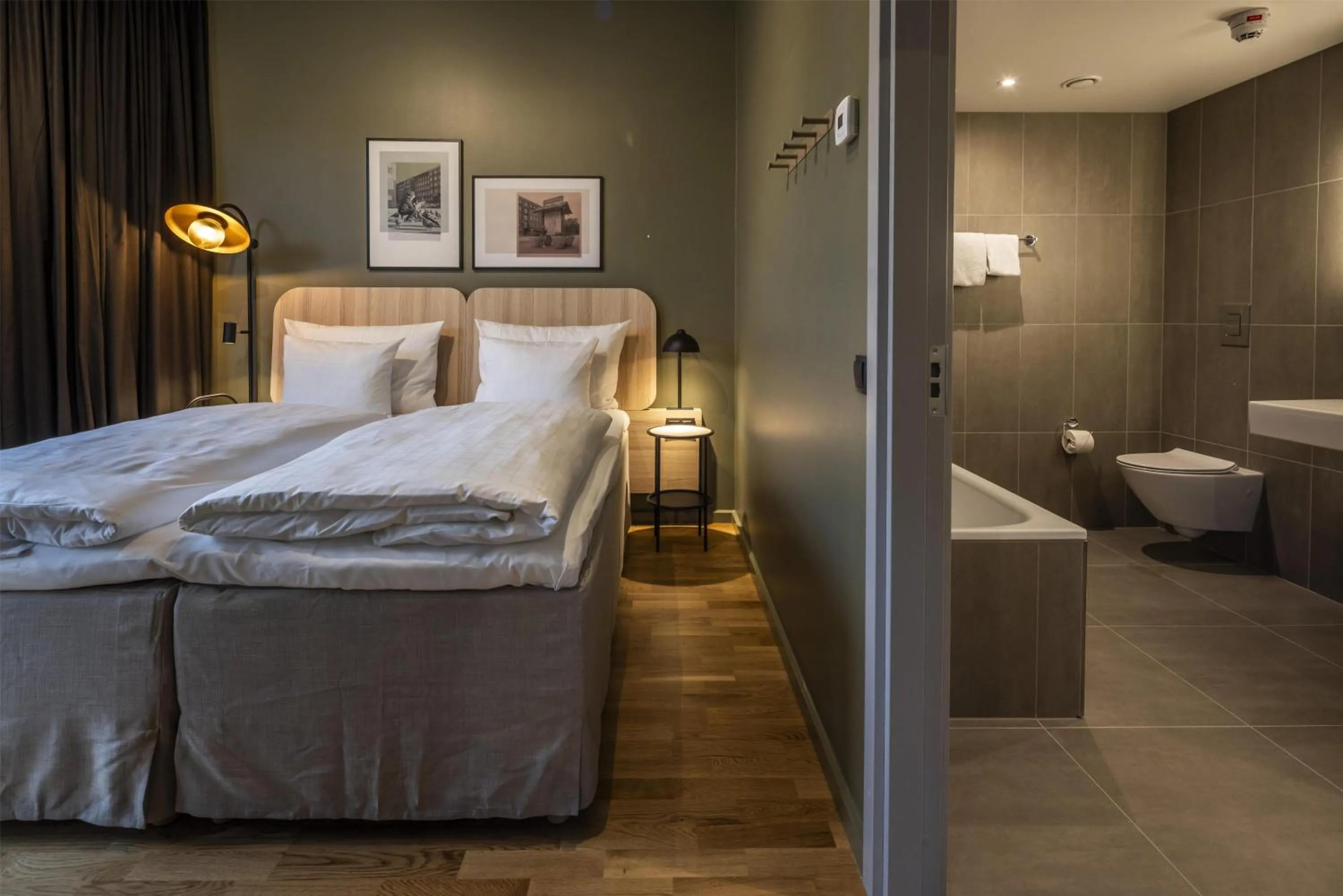 Photo of the whole room, Bed in Scandic The Mayor