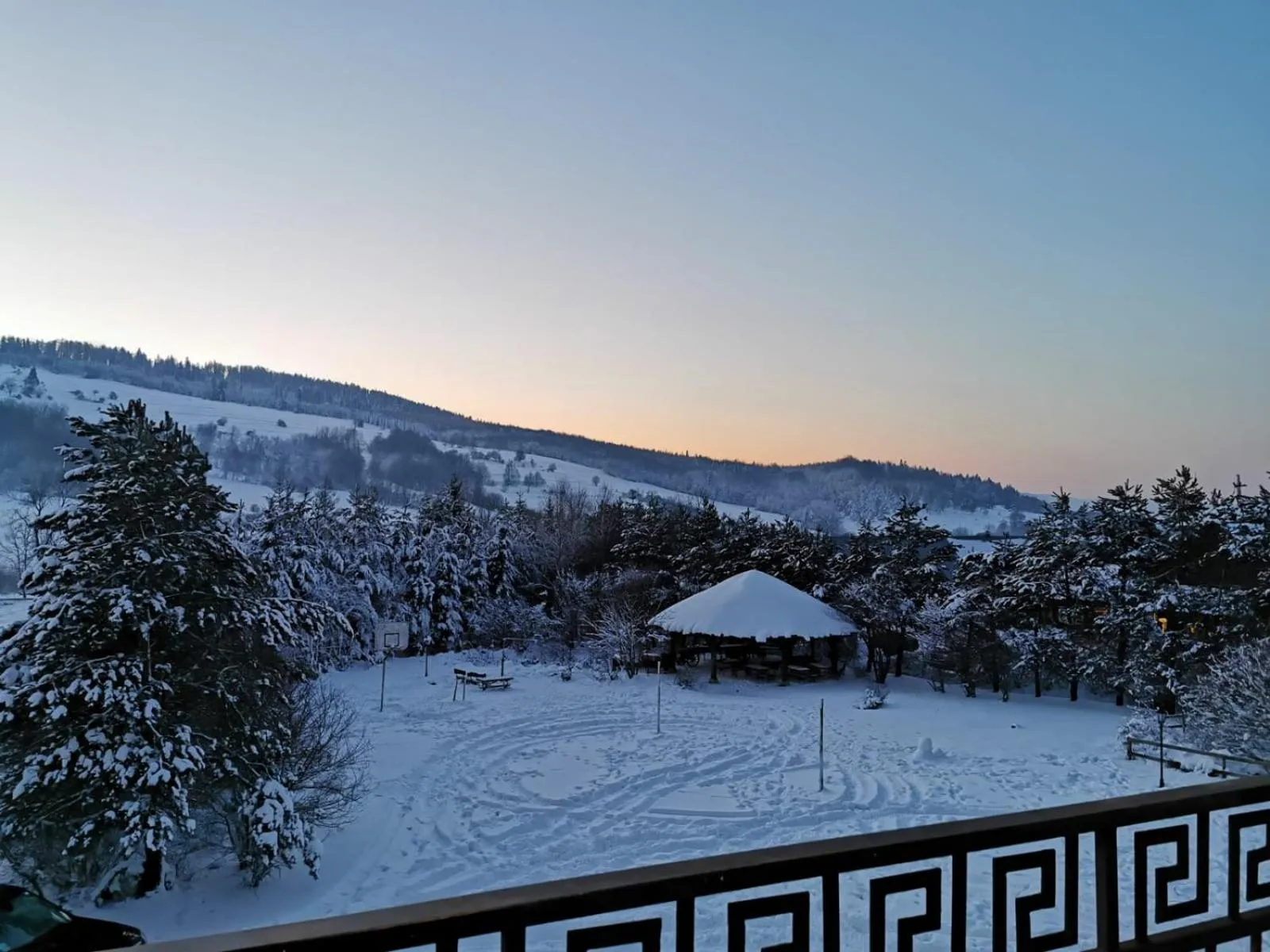 Property building in Końska Dolina