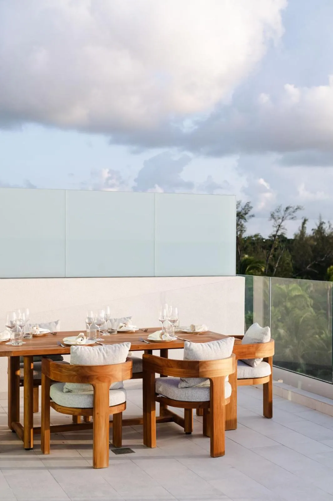 Balcony/Terrace in Goldwynn Resort & Residences