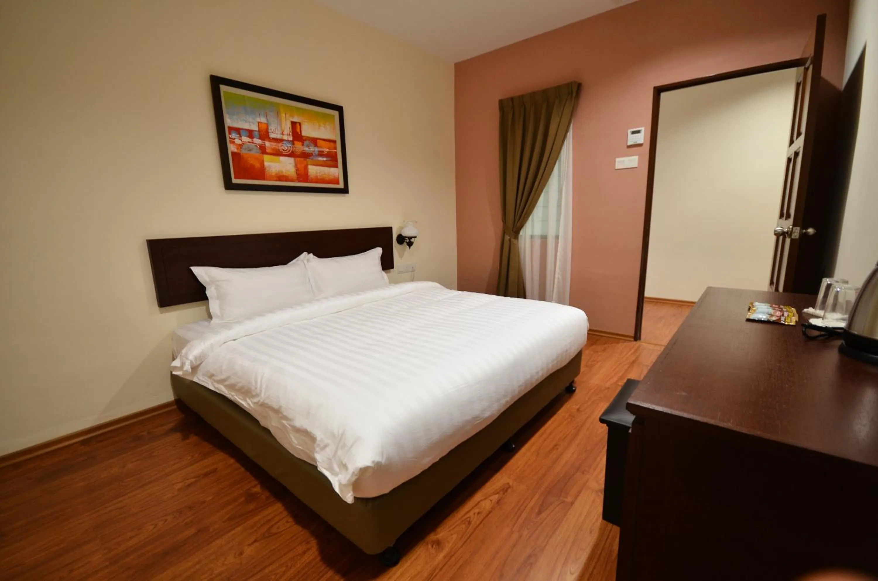 Bedroom, Bed in 906 Riverside Hotel Malacca