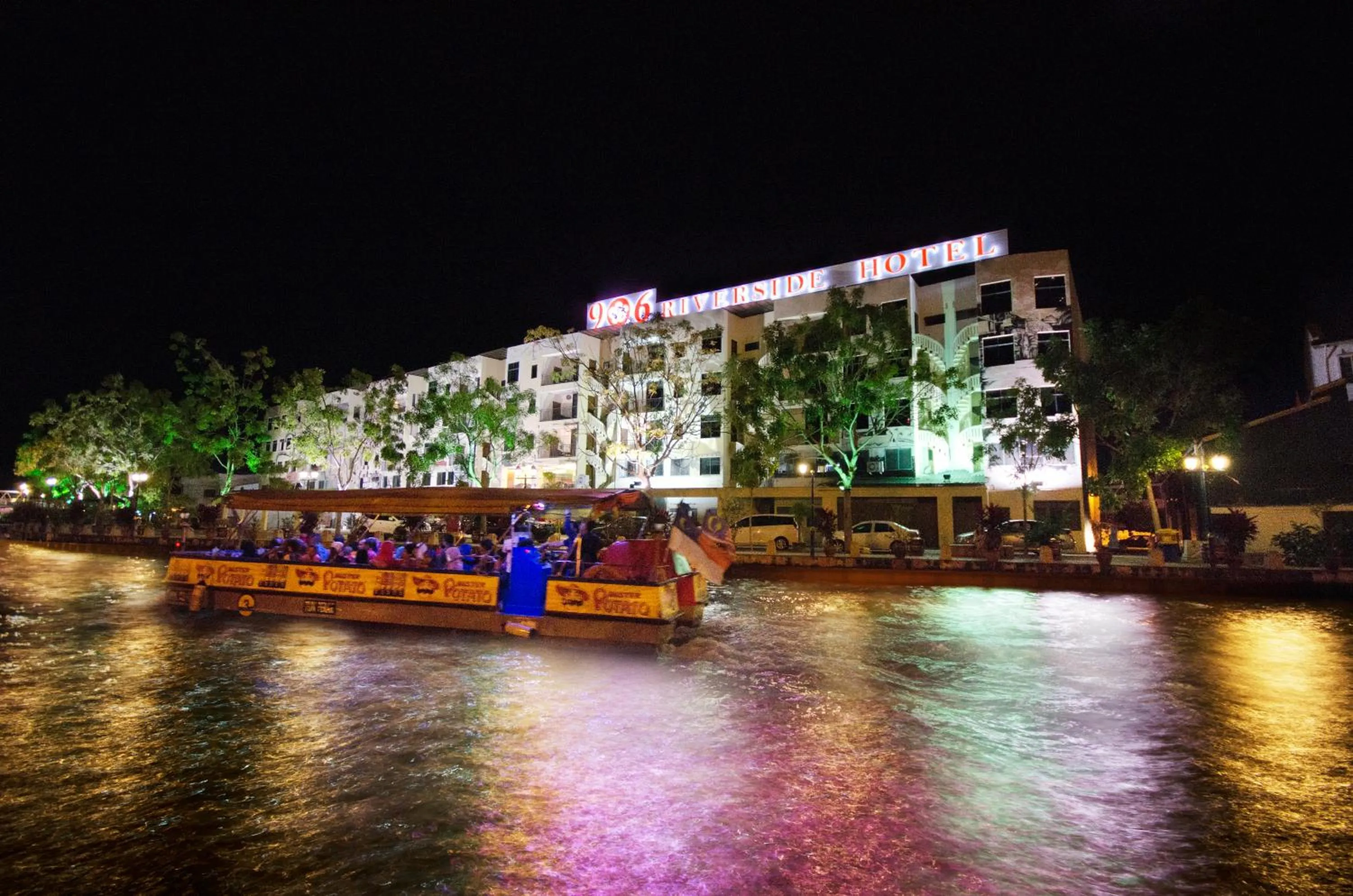 Decorative detail in 906 Riverside Hotel Malacca