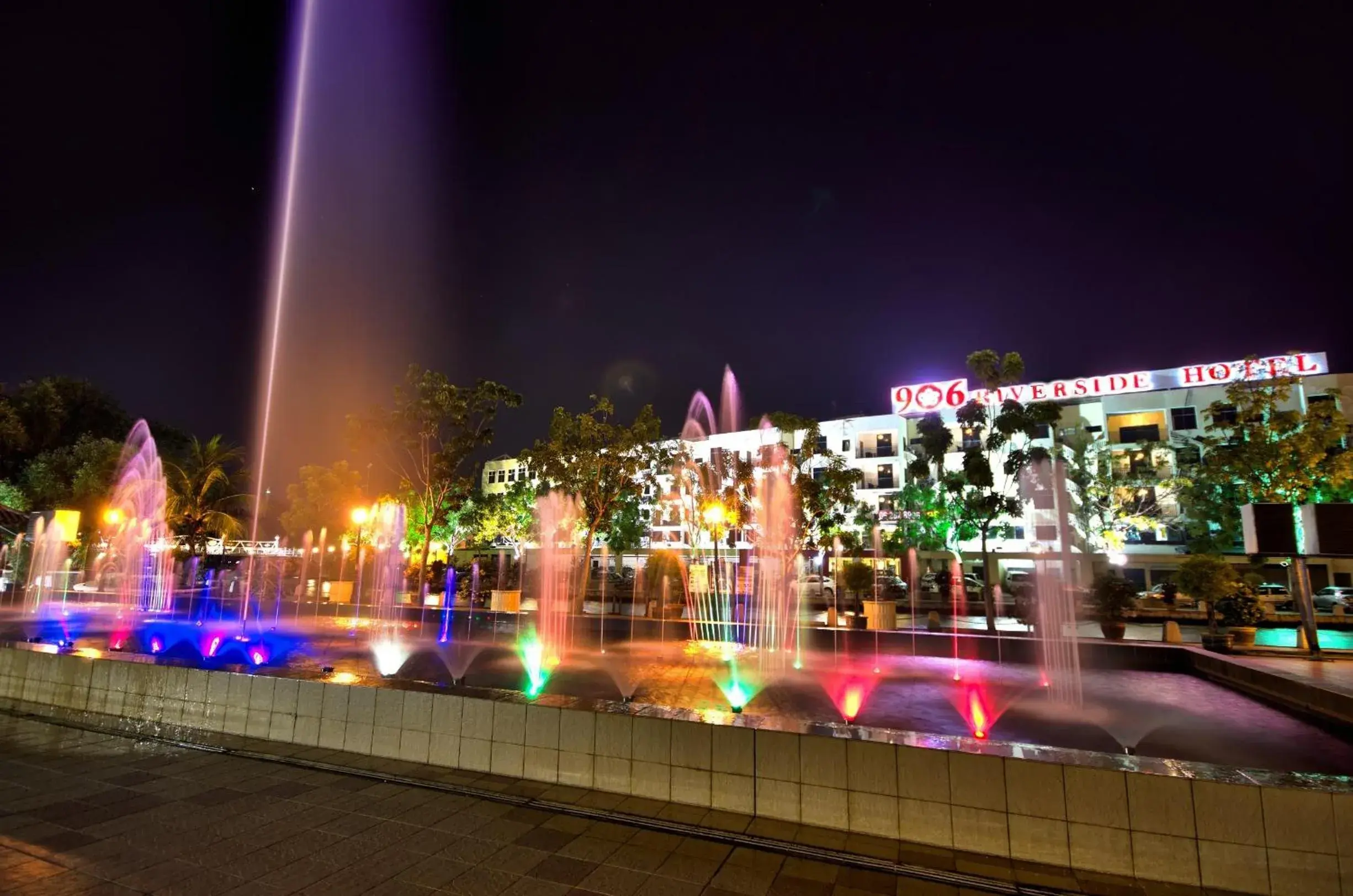 Property building in 906 Riverside Hotel Malacca Property building in 906 Riverside Hotel Malacca