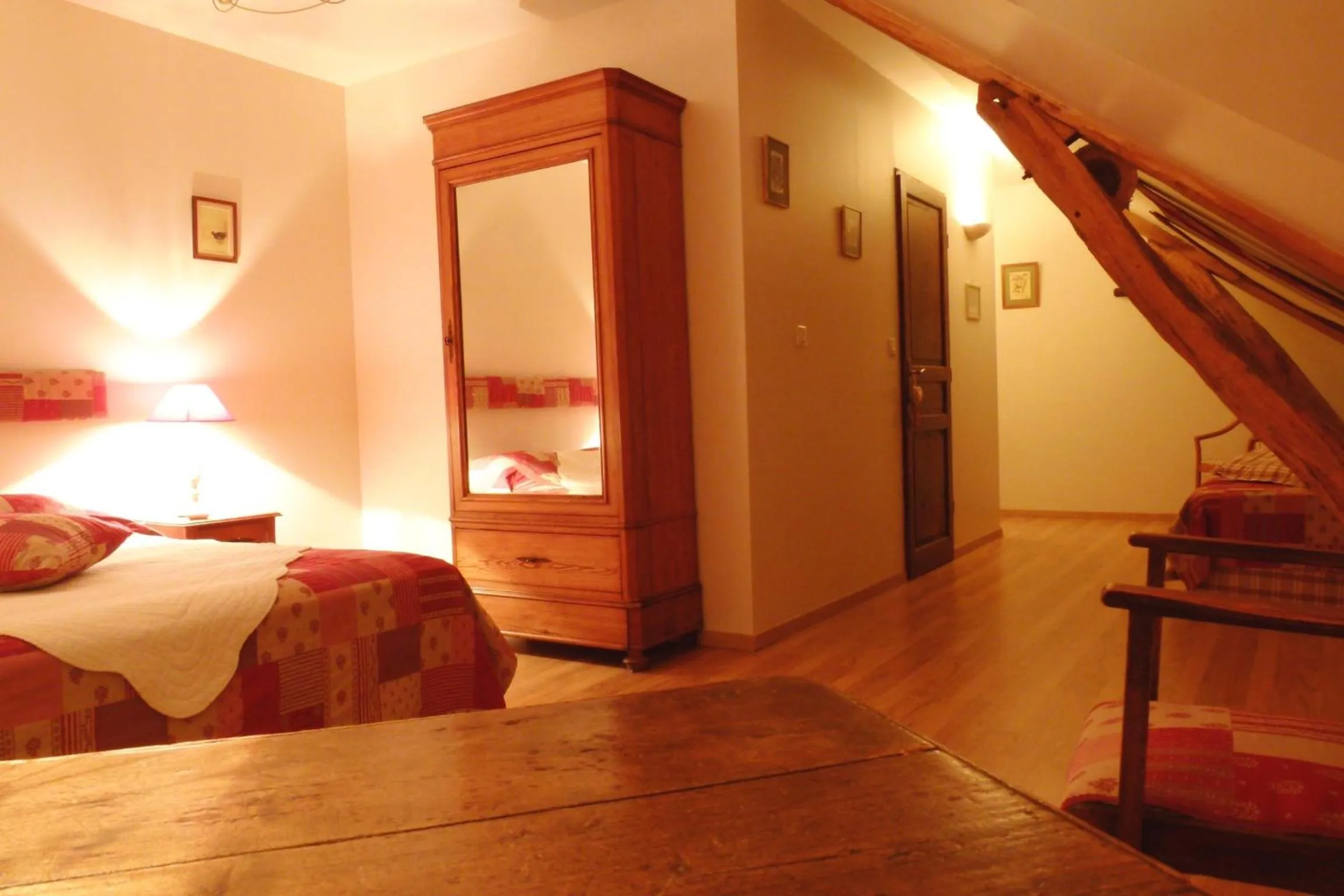 Photo of the whole room, Bed in Ferme de Marpalu