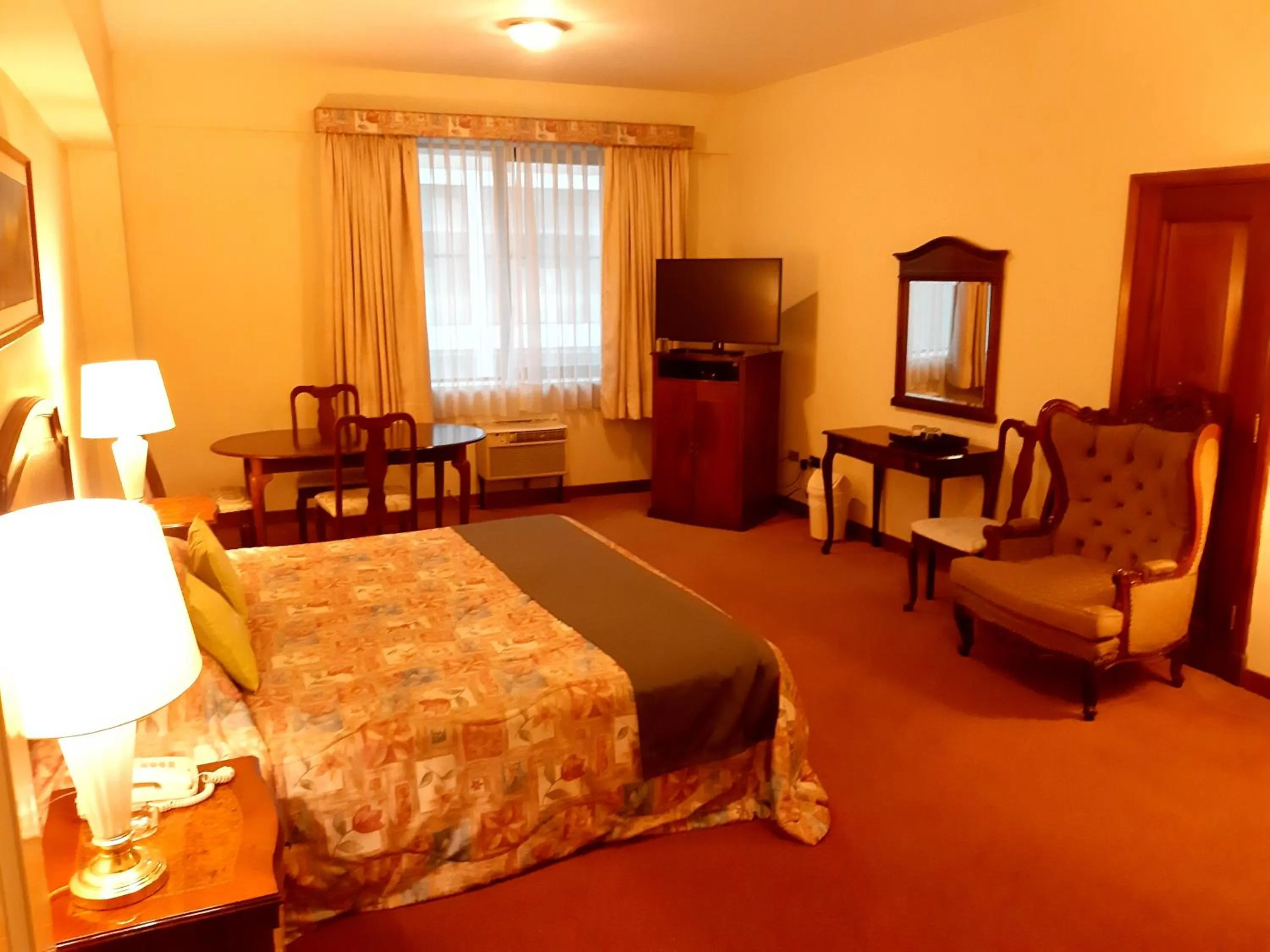 Photo of the whole room, Bed in Hotel MAURY