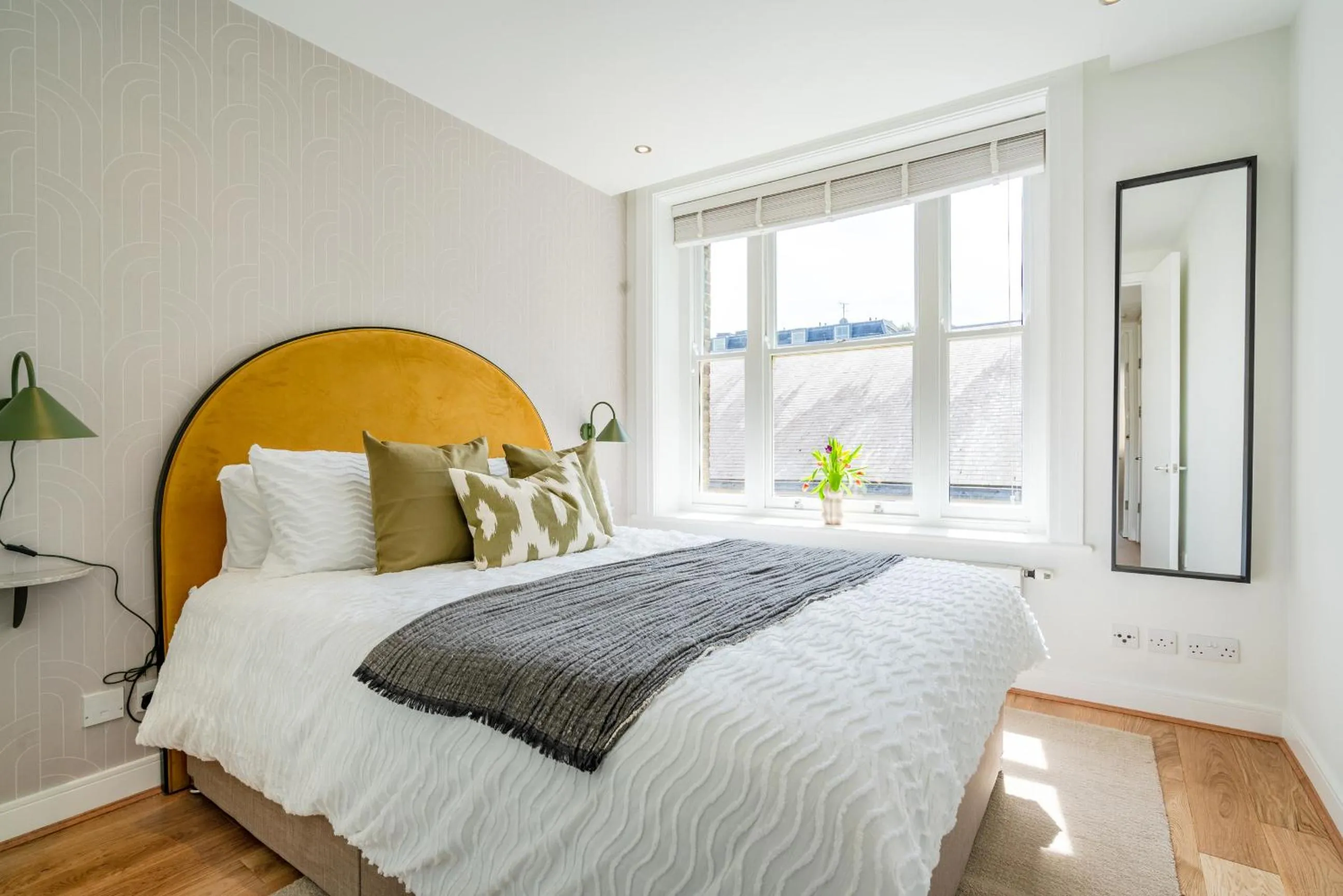 Bedroom, Bed in Be London - The Covent Garden Residences