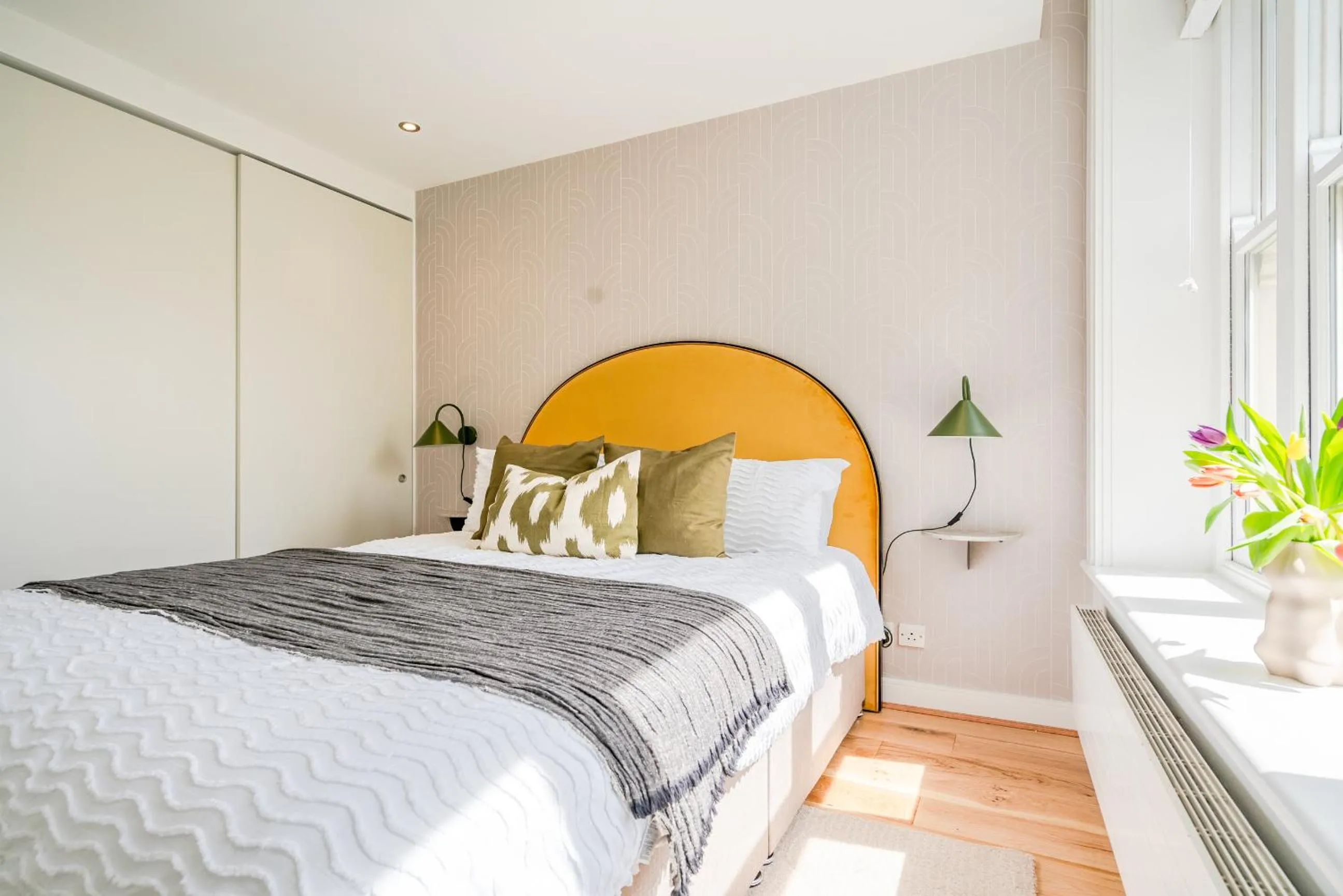 Bedroom, Bed in Be London - The Covent Garden Residences