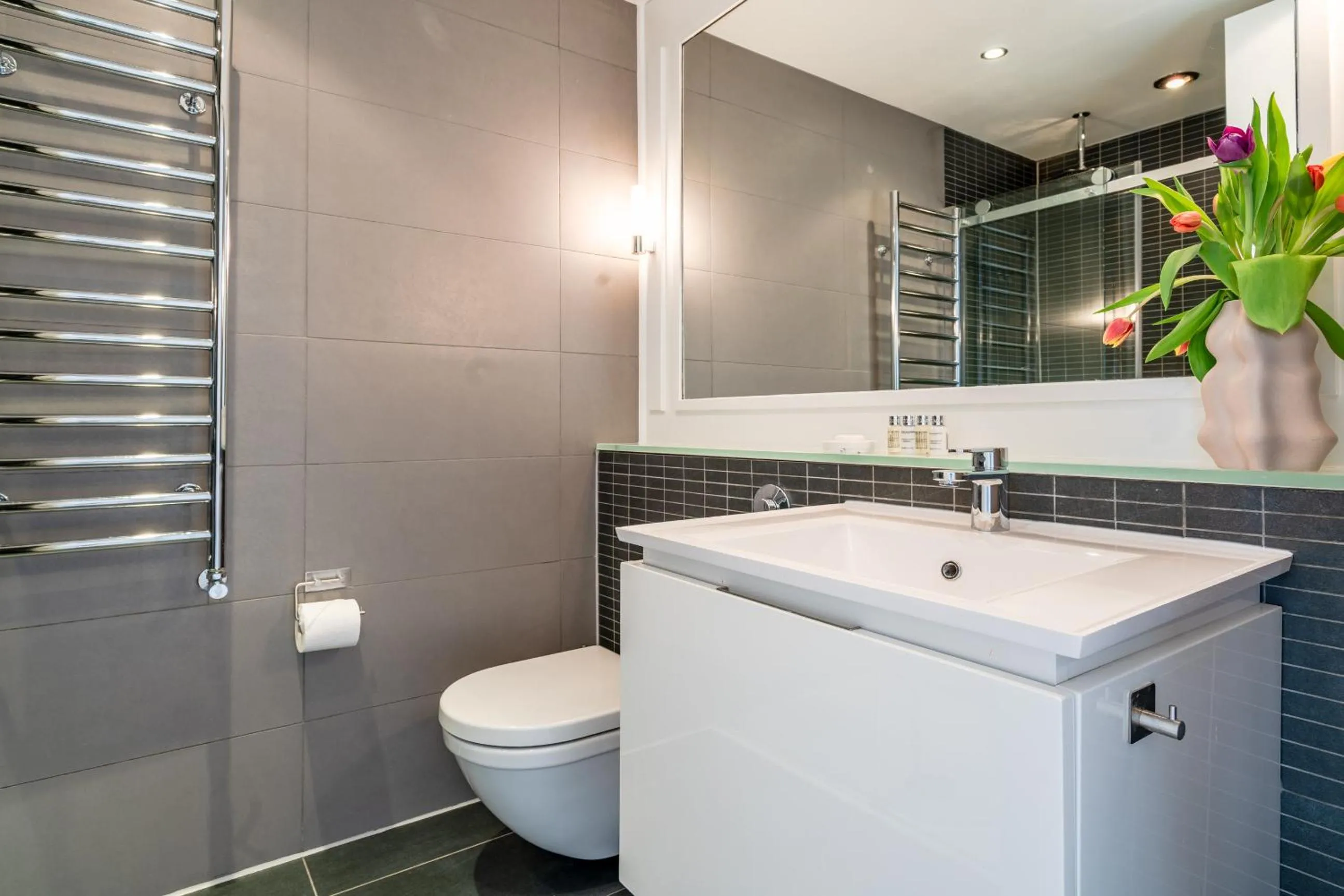 Toilet in Be London - The Covent Garden Residences