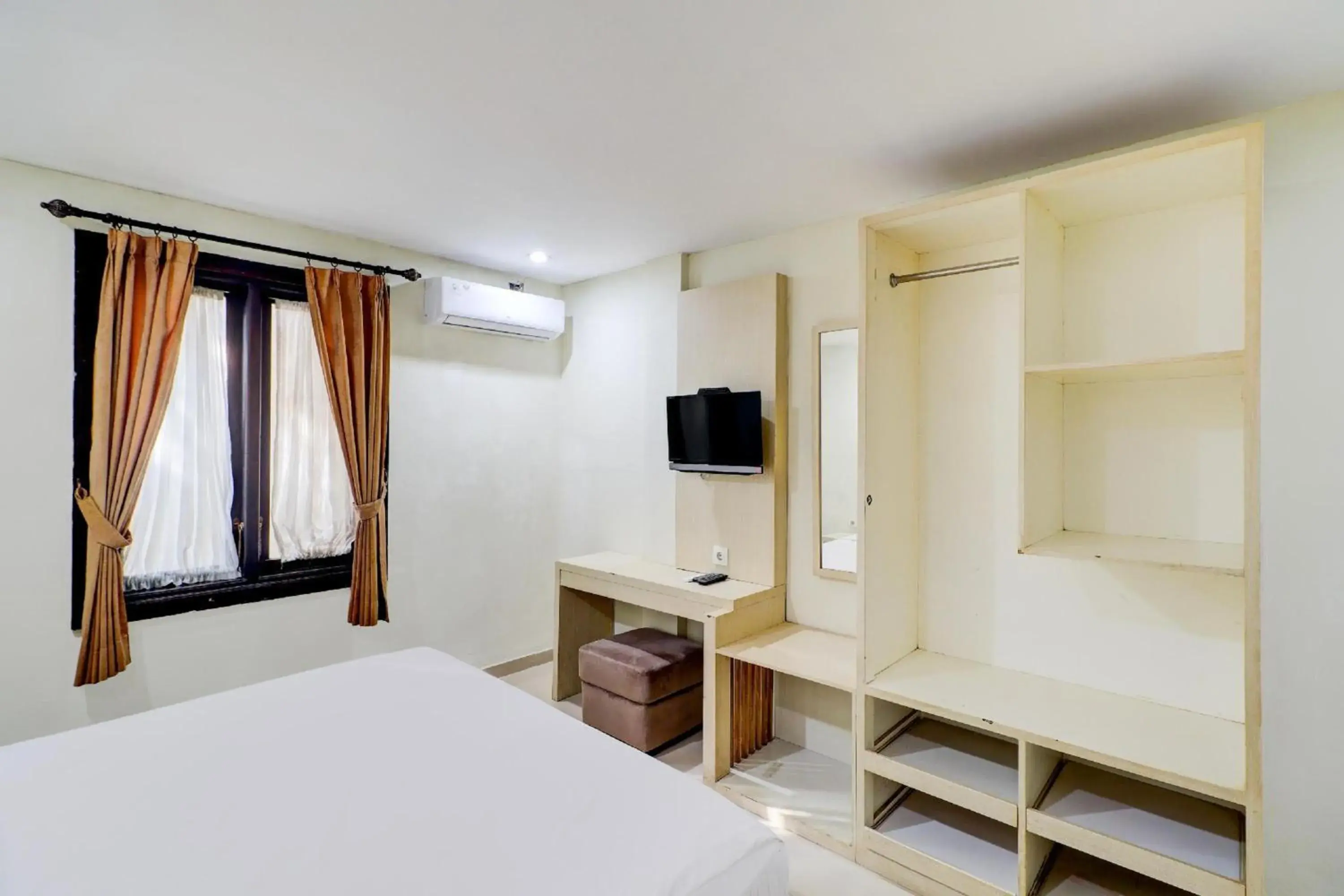 Photo of the whole room, Bed in Collection O Near Bajra Sandi Monumen Formerly Grand Pondok Puri Ayu Photo of the whole room, Bed in Collection O Near Bajra Sandi Monumen Formerly Grand Pondok Puri Ayu