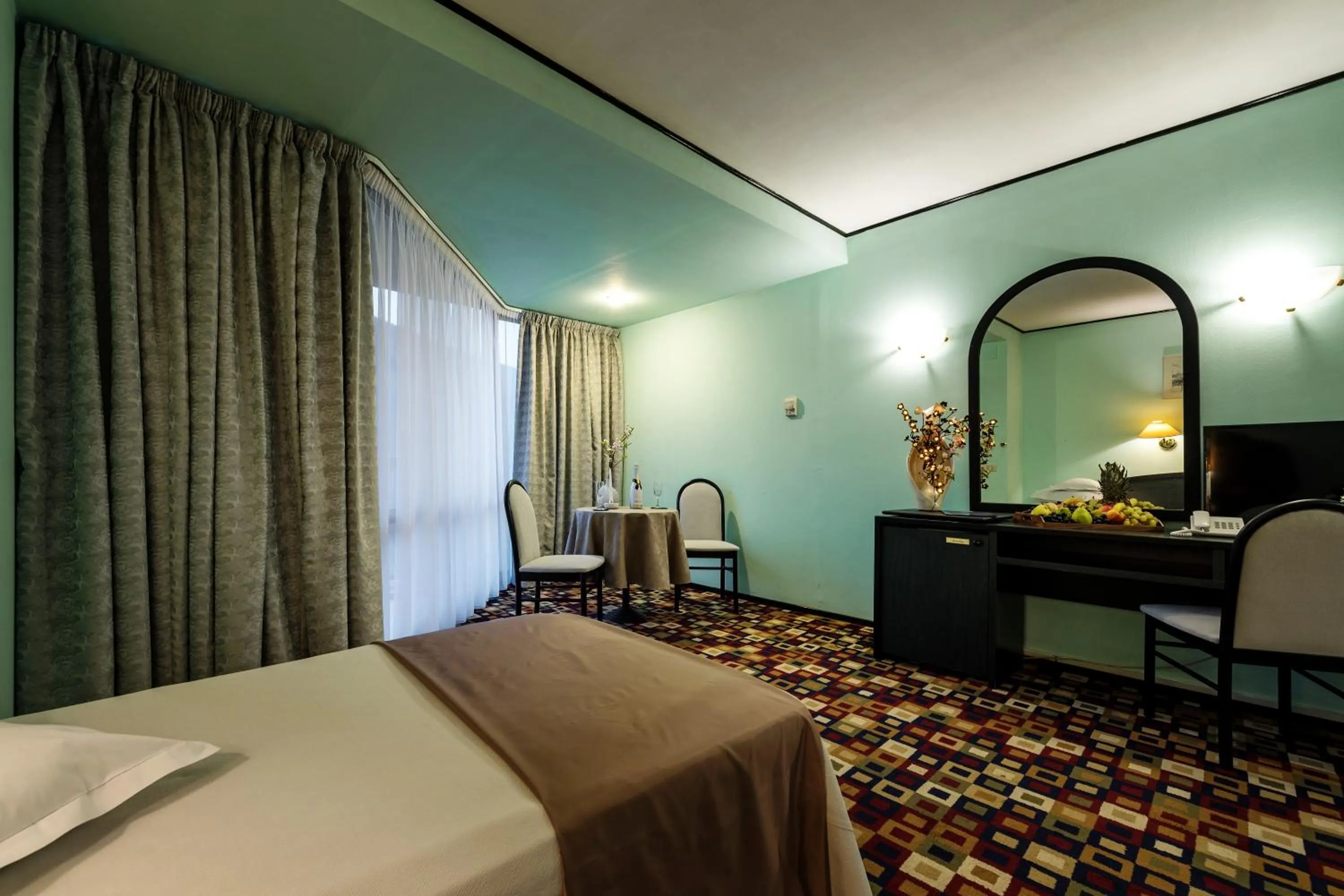 Bed in Hotel Mara