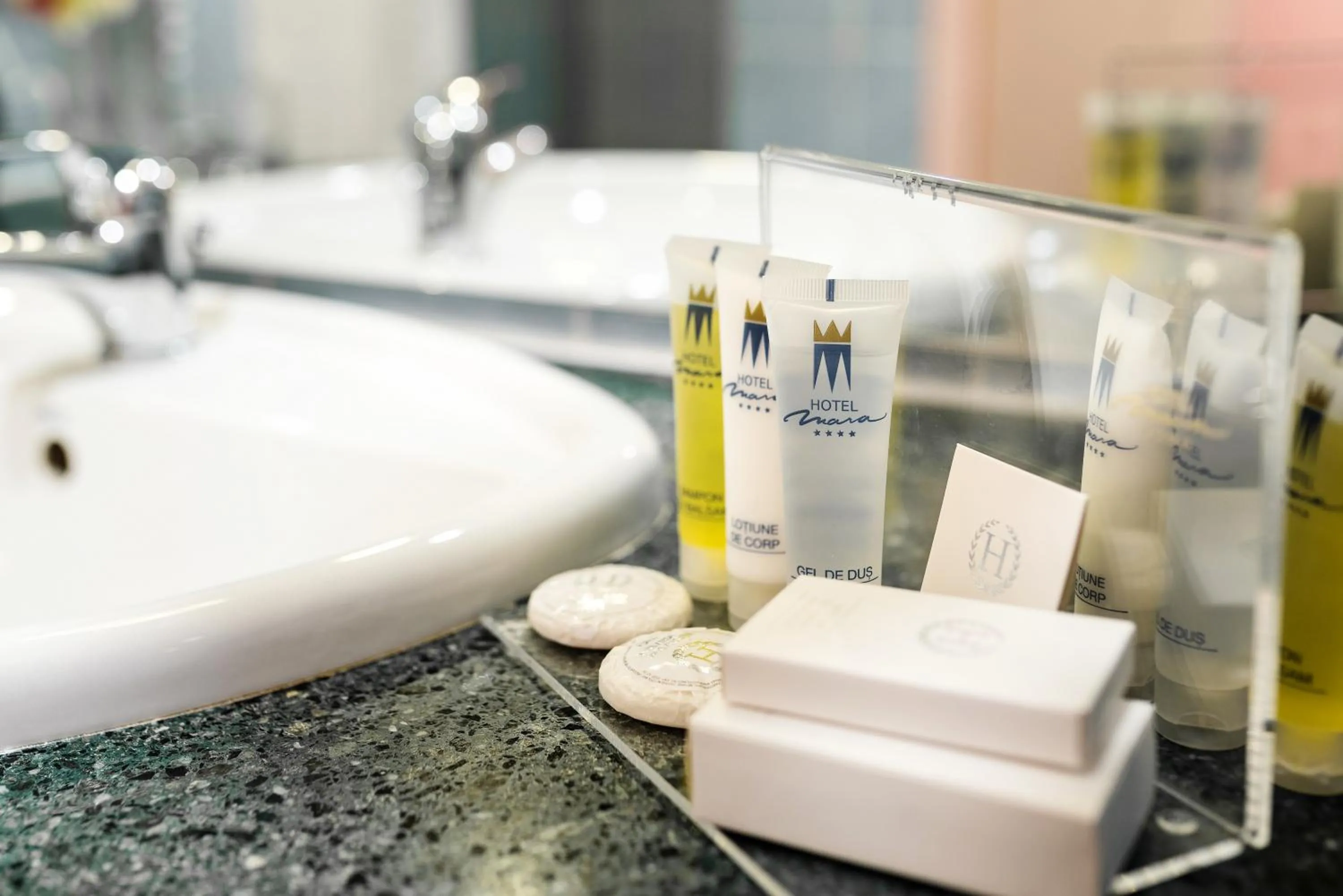 Bathroom in Hotel Mara