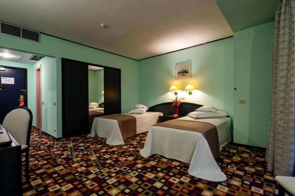 Bed in Hotel Mara