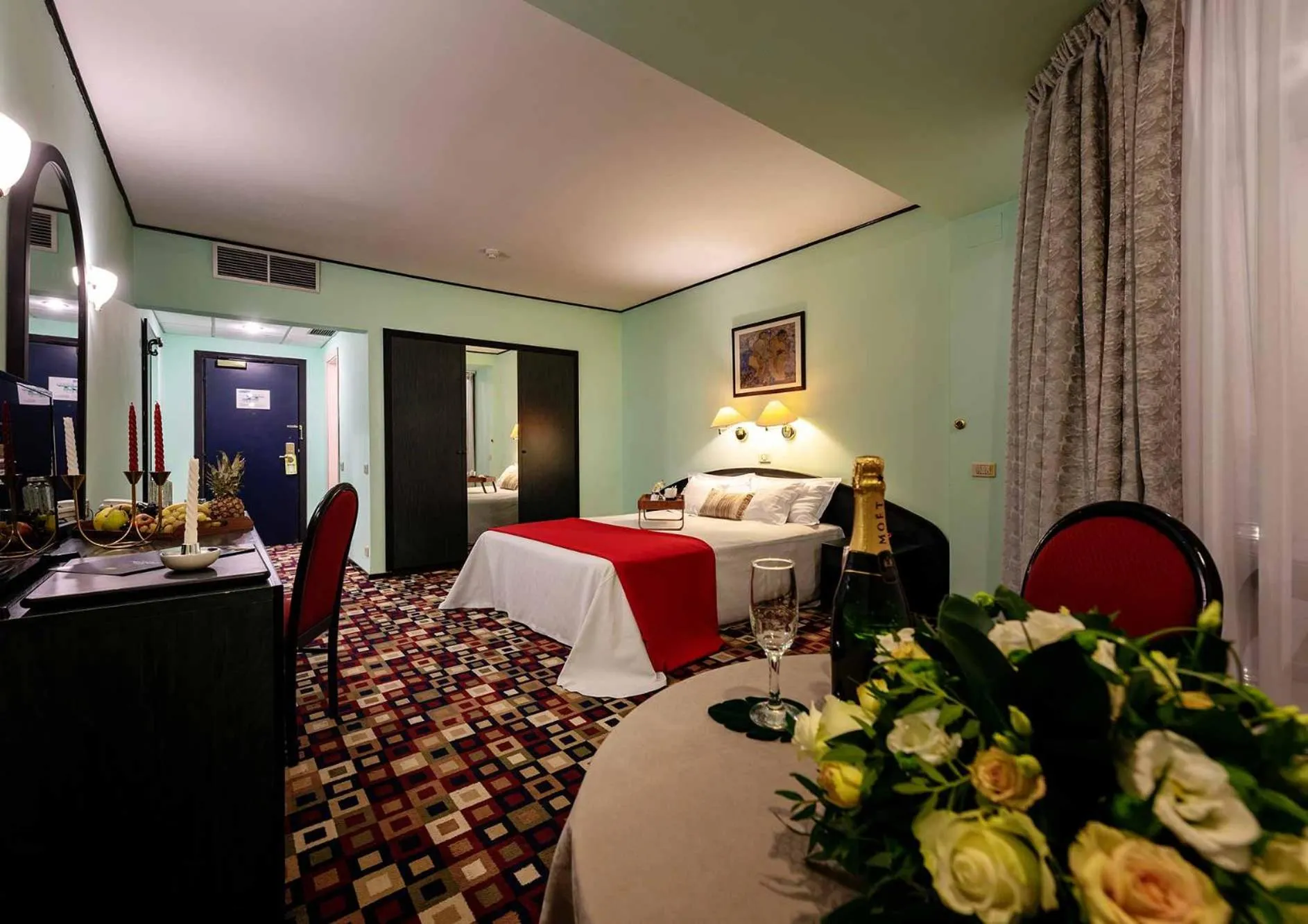 Bed in Hotel Mara