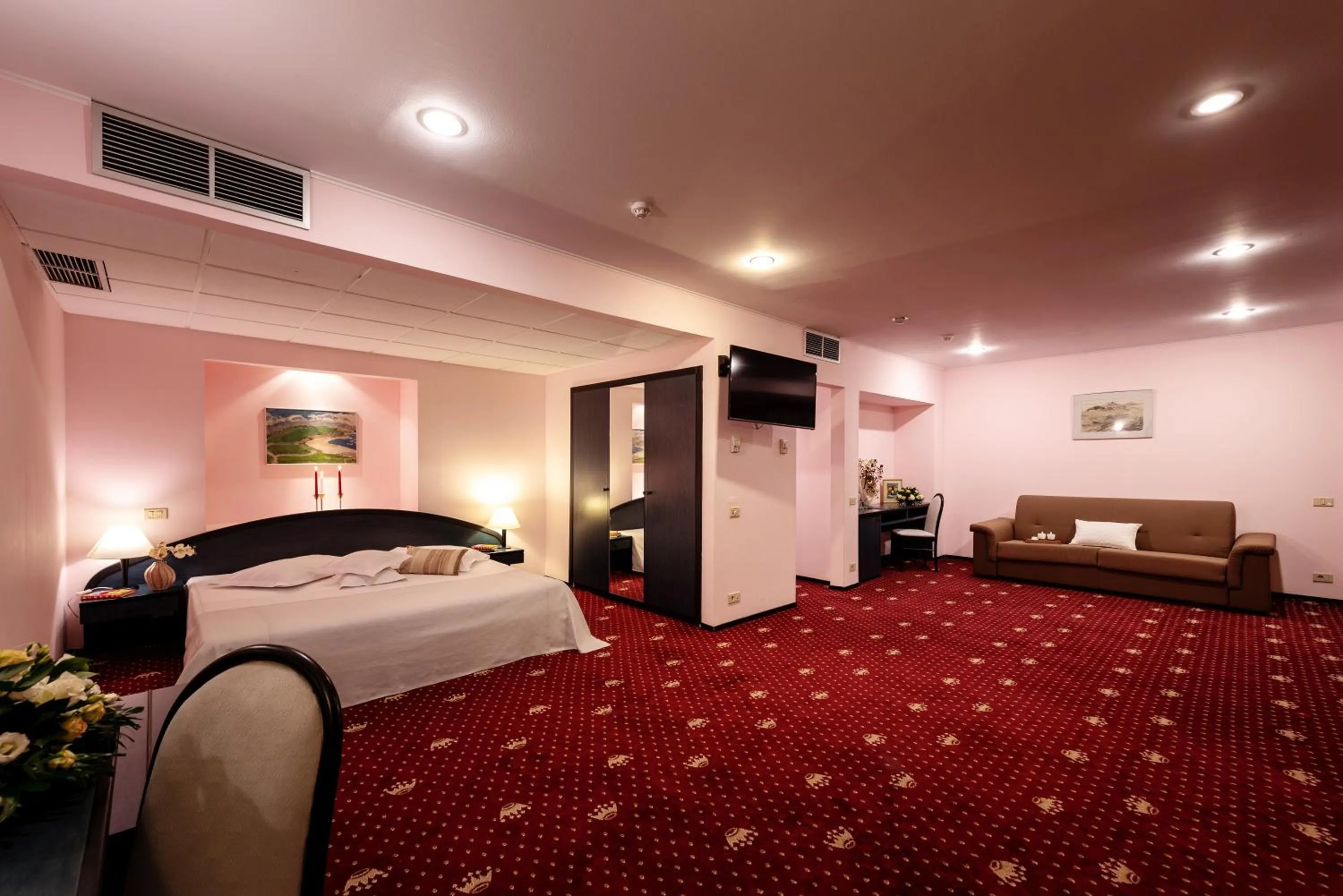 Bed in Hotel Mara