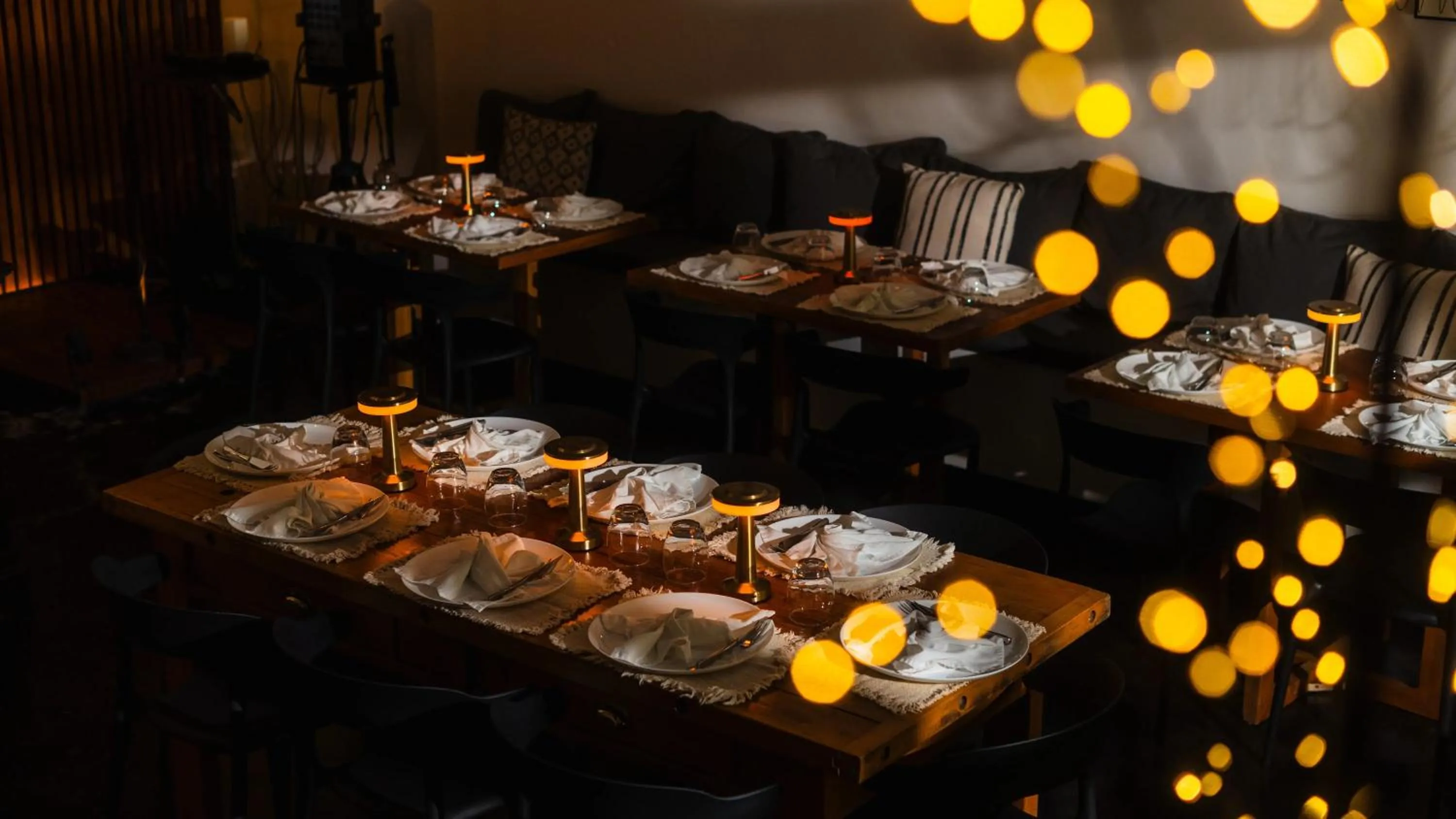 Restaurant/places to eat in Vayu Retreat Villas