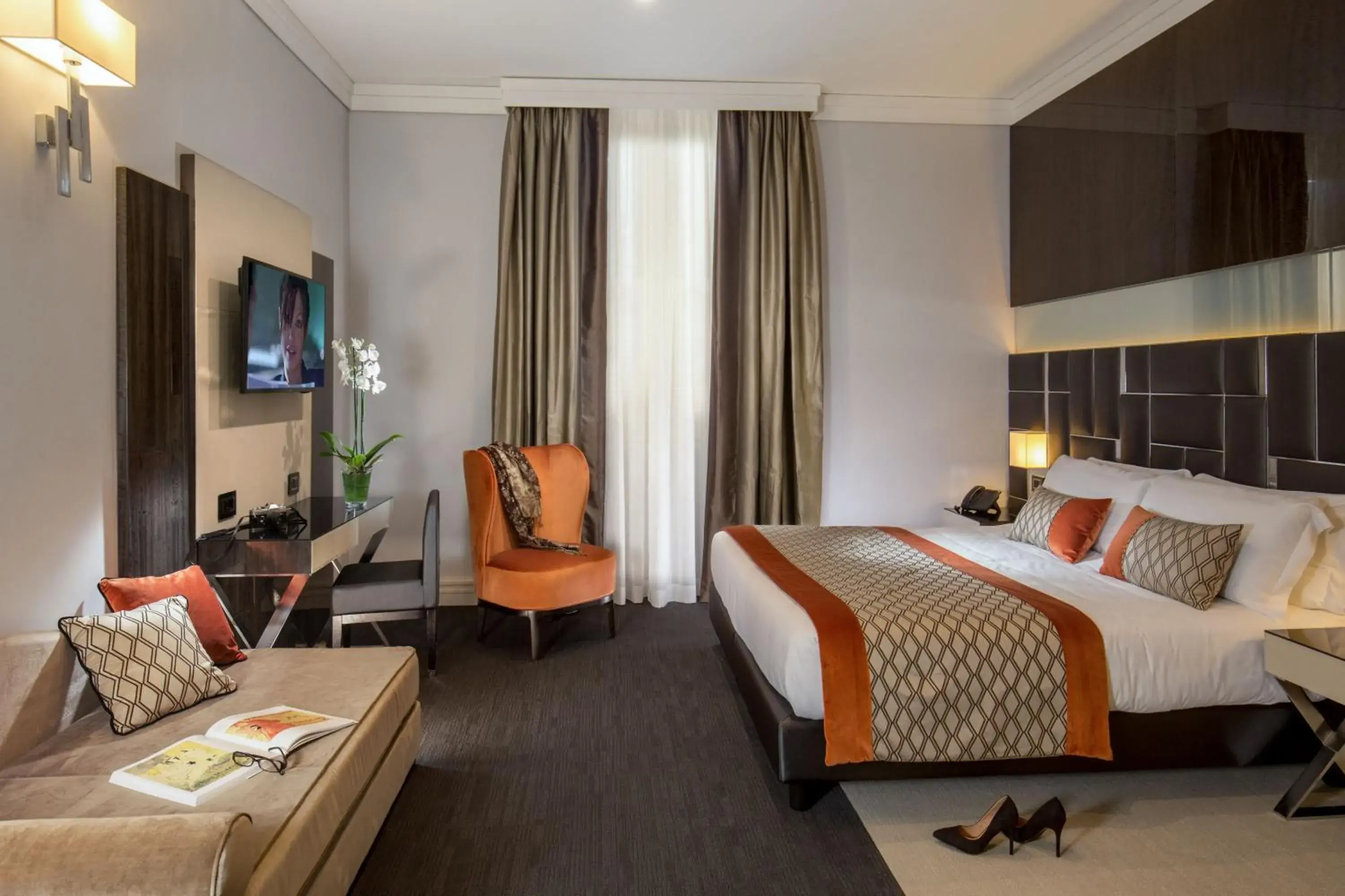 Photo of the whole room, Bed in Hotel Gioberti Photo of the whole room, Bed in Hotel Gioberti