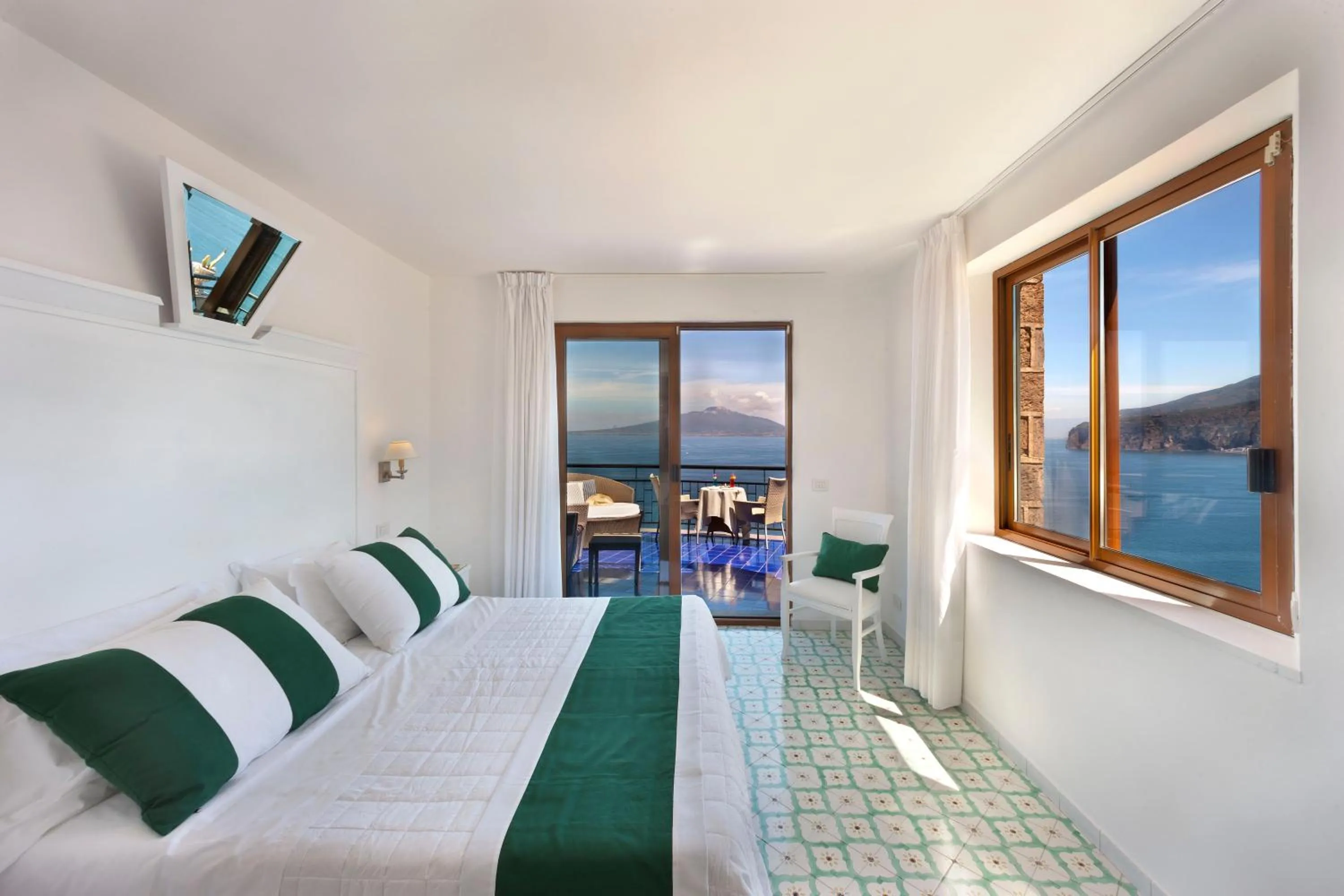 Bed in Hotel Bristol