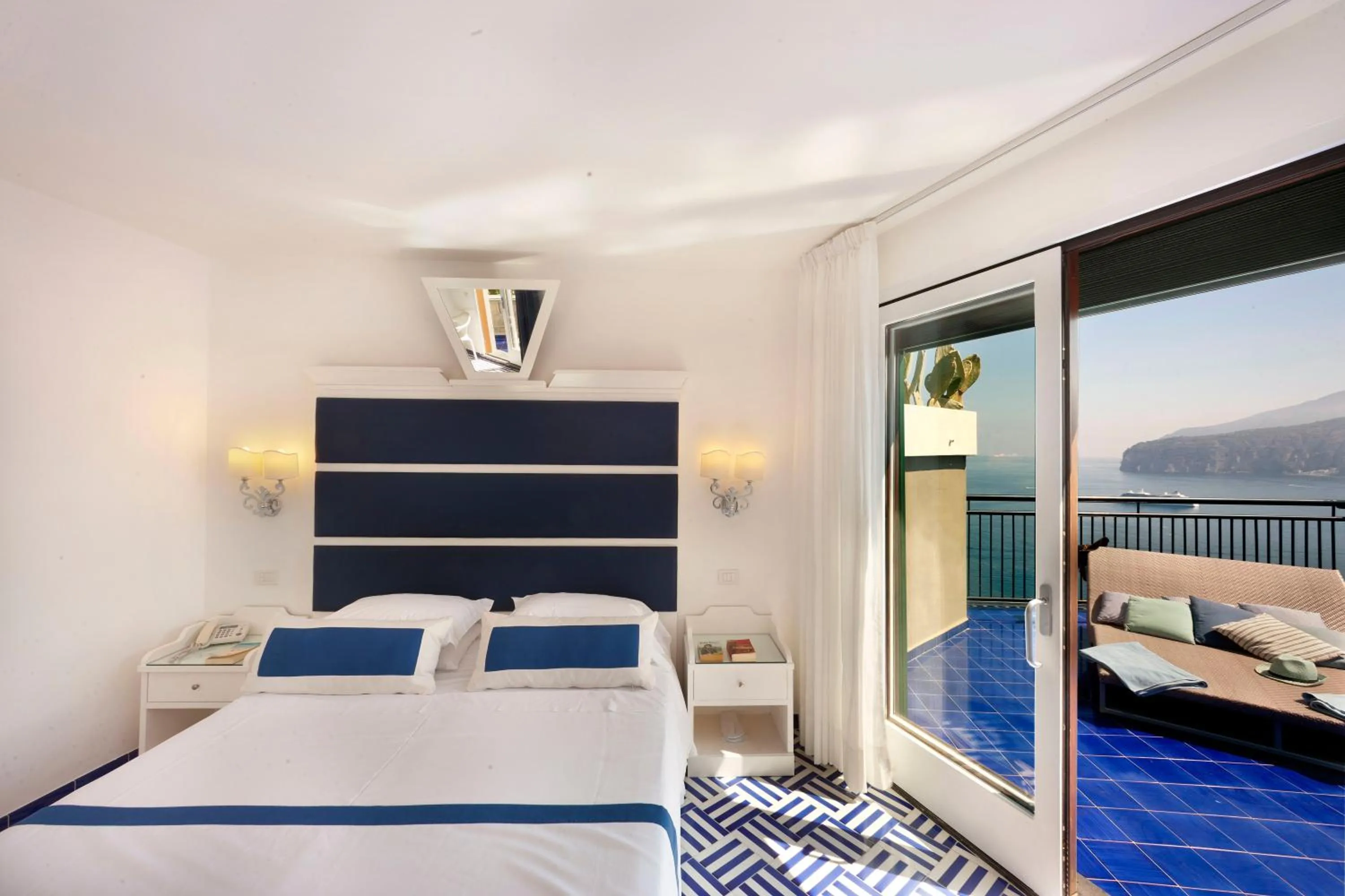 Bed in Hotel Bristol