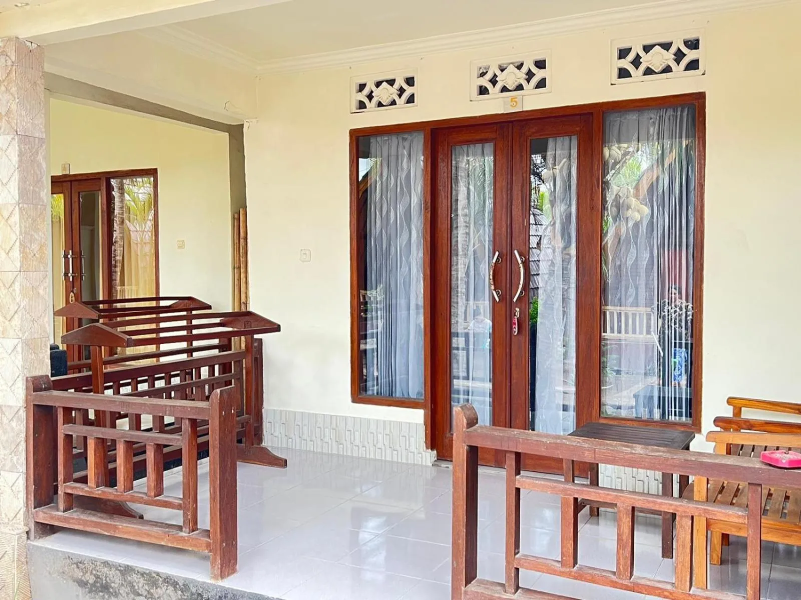 Bias Bungalows