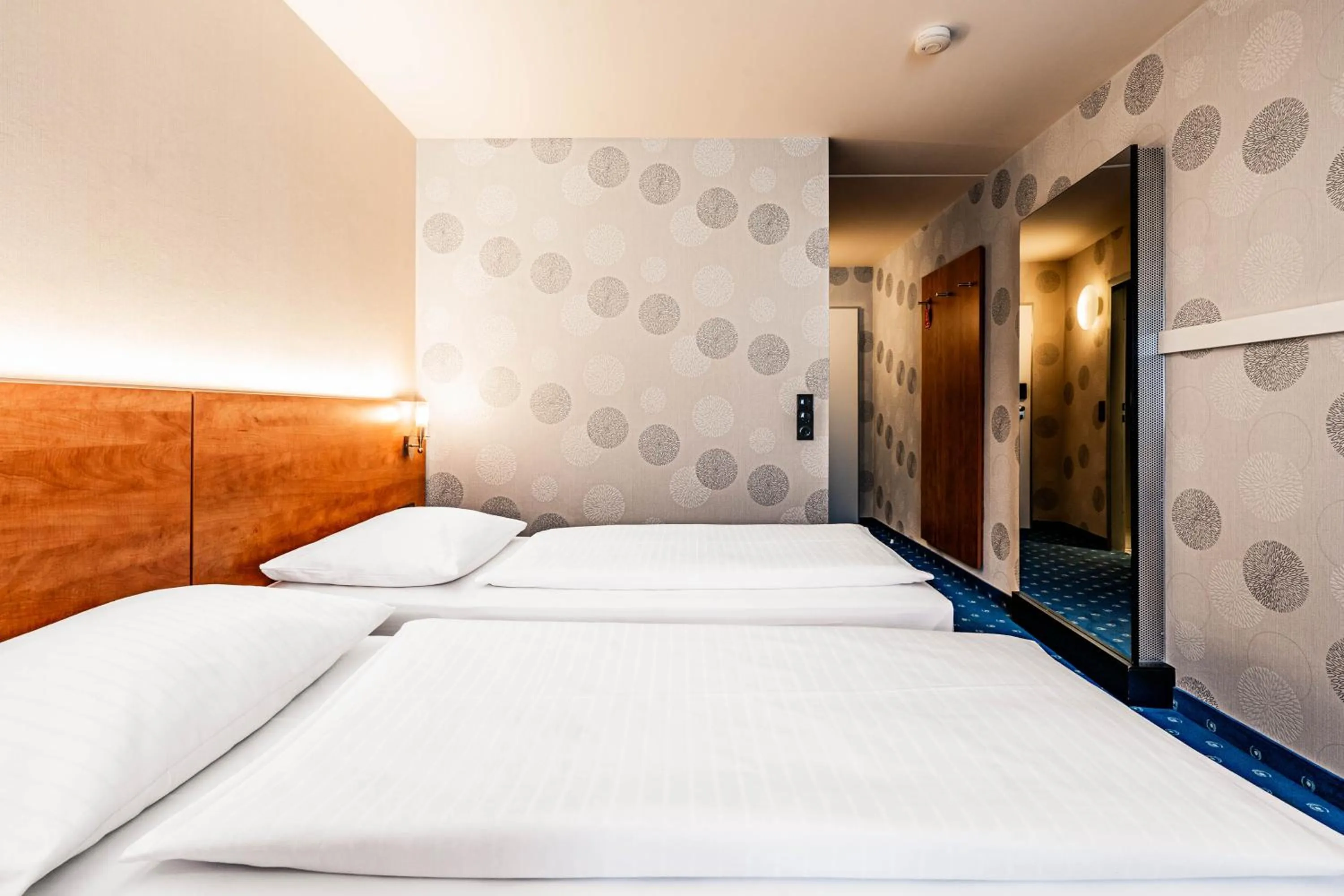 Bed in bonjour Tagungshotel Stuttgart-Gerlingen