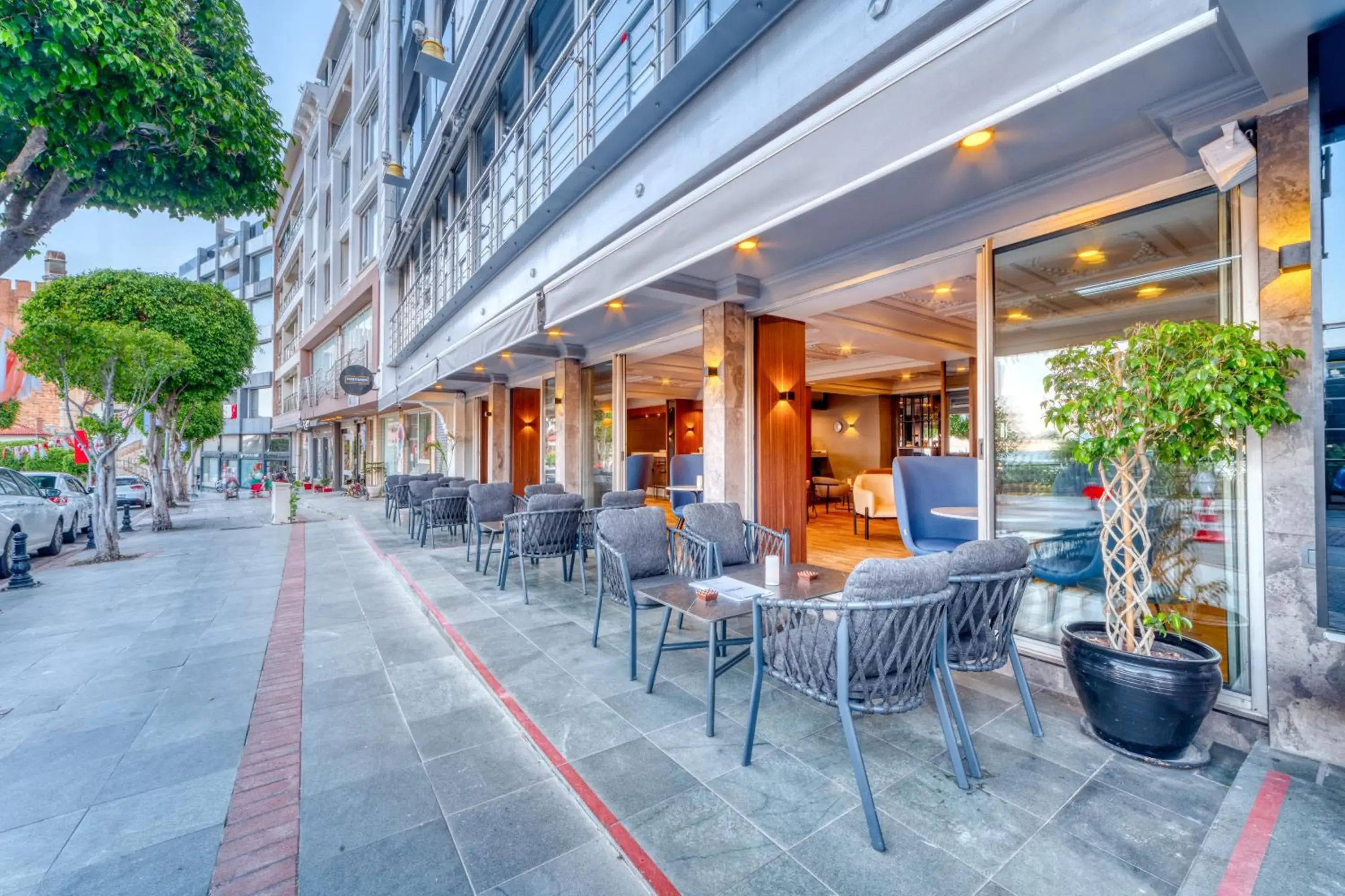 Lounge or bar in Numa Port Hotel Lounge or bar in Numa Port Hotel