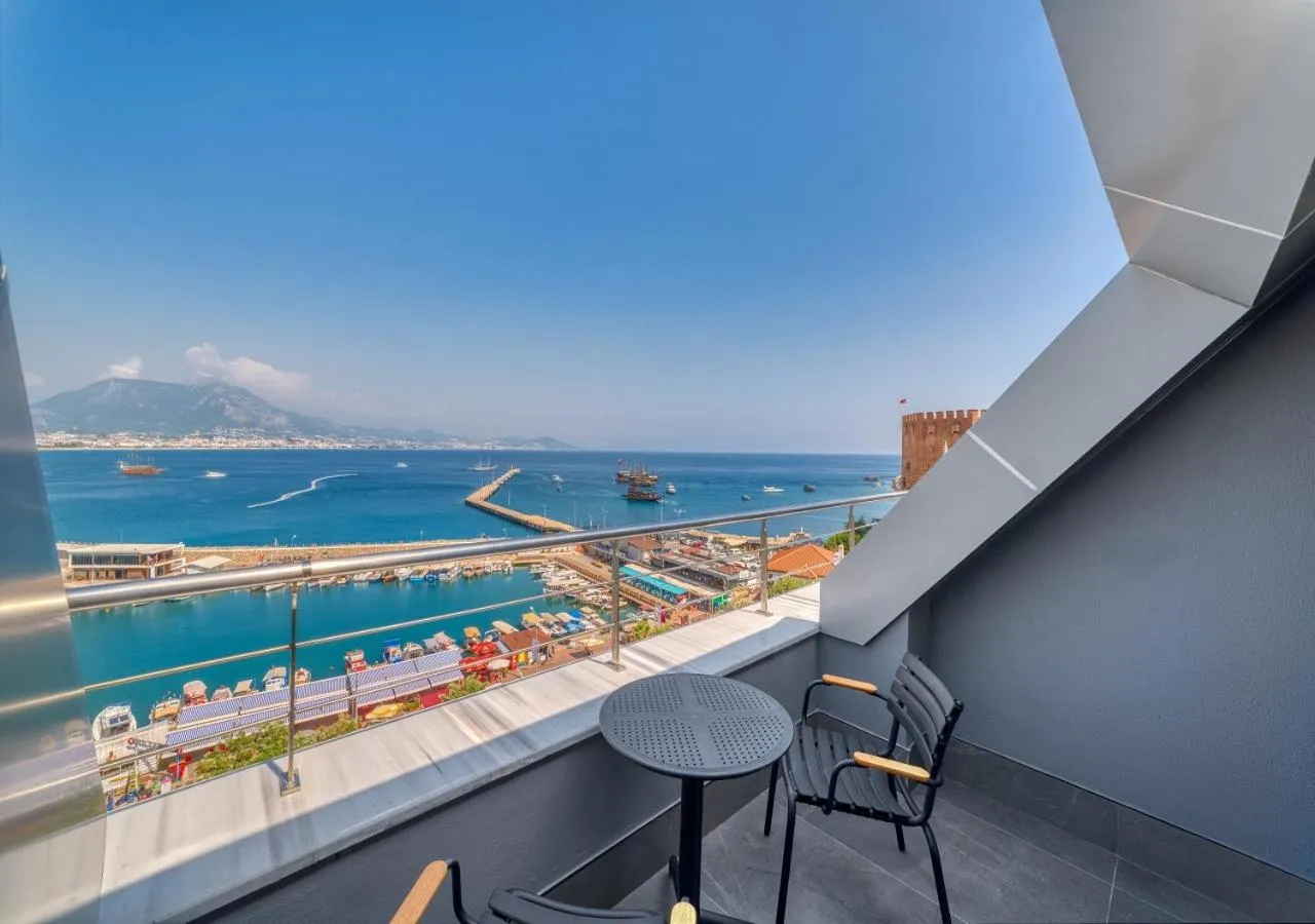 Balcony/Terrace in Numa Port Hotel