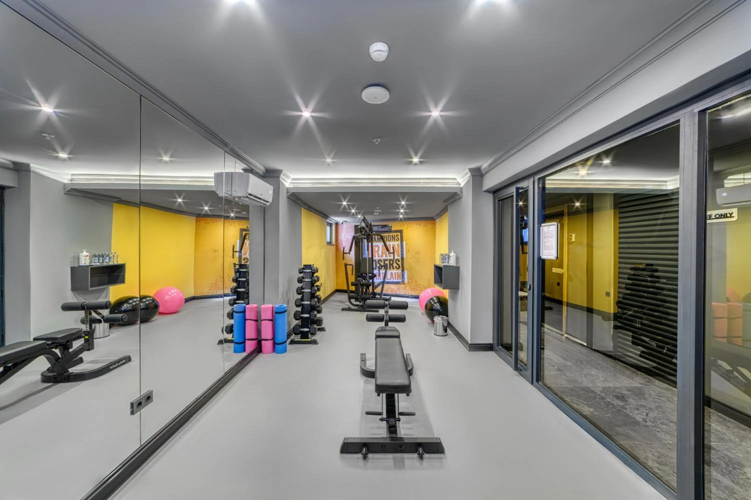 Fitness centre/facilities in Numa Port Hotel