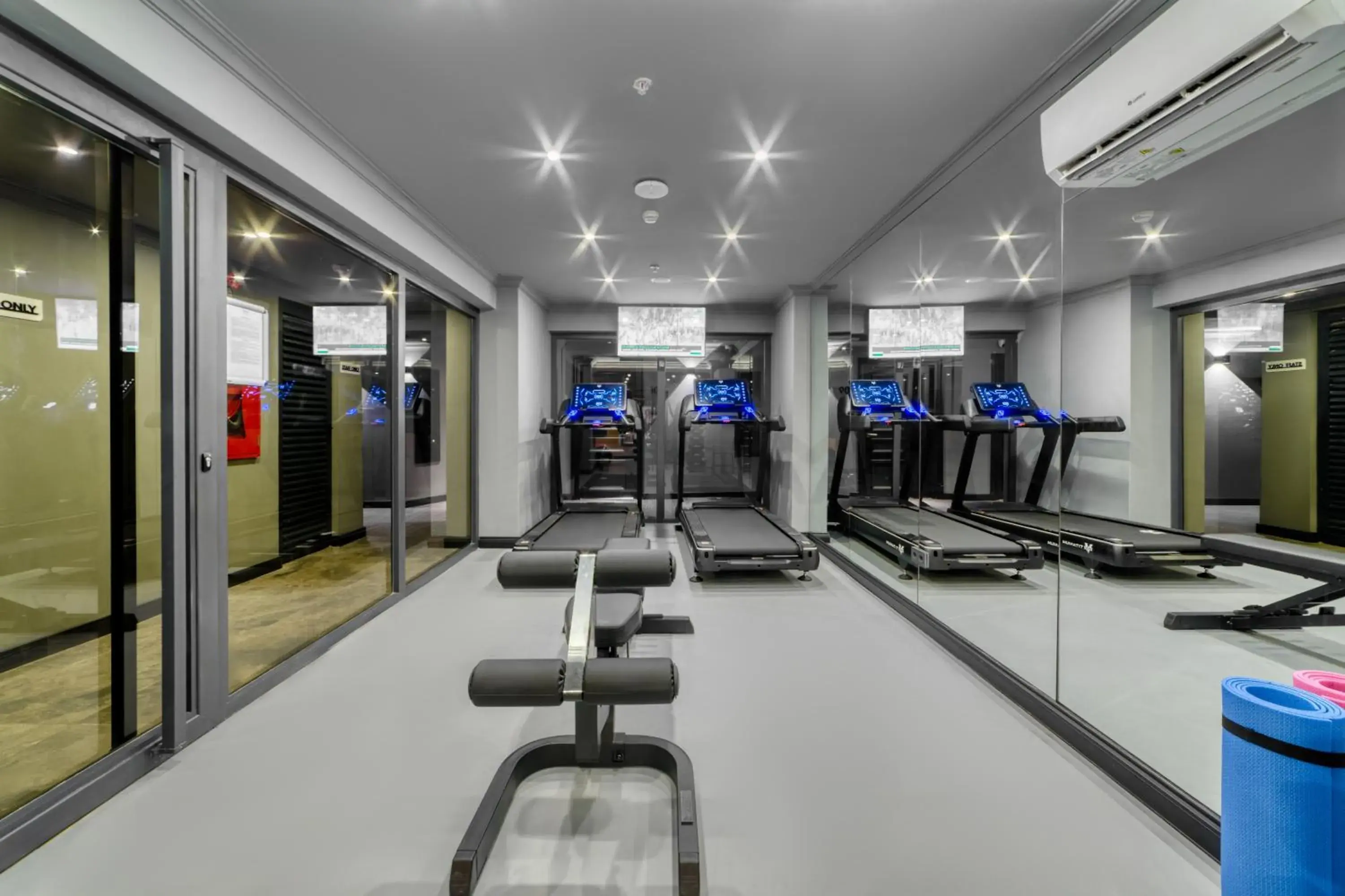Fitness centre/facilities in Numa Port Hotel Fitness centre/facilities in Numa Port Hotel