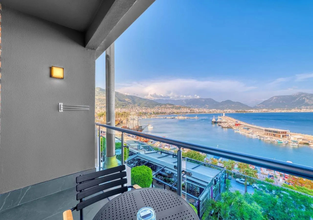 Balcony/Terrace in Numa Port Hotel